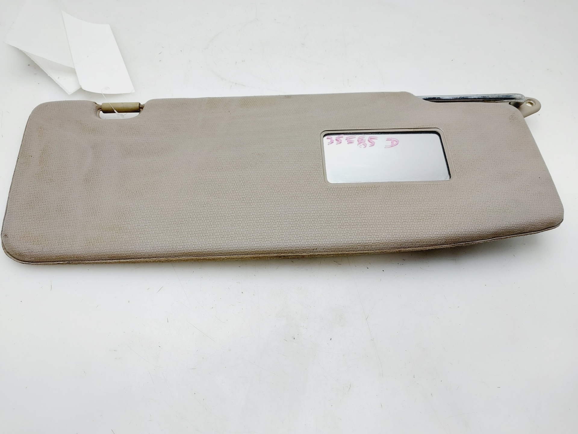 KIA Carnival UP/GQ (1999-2006) Right Side Sun Visor 0K52Y69320A64AS 26803061