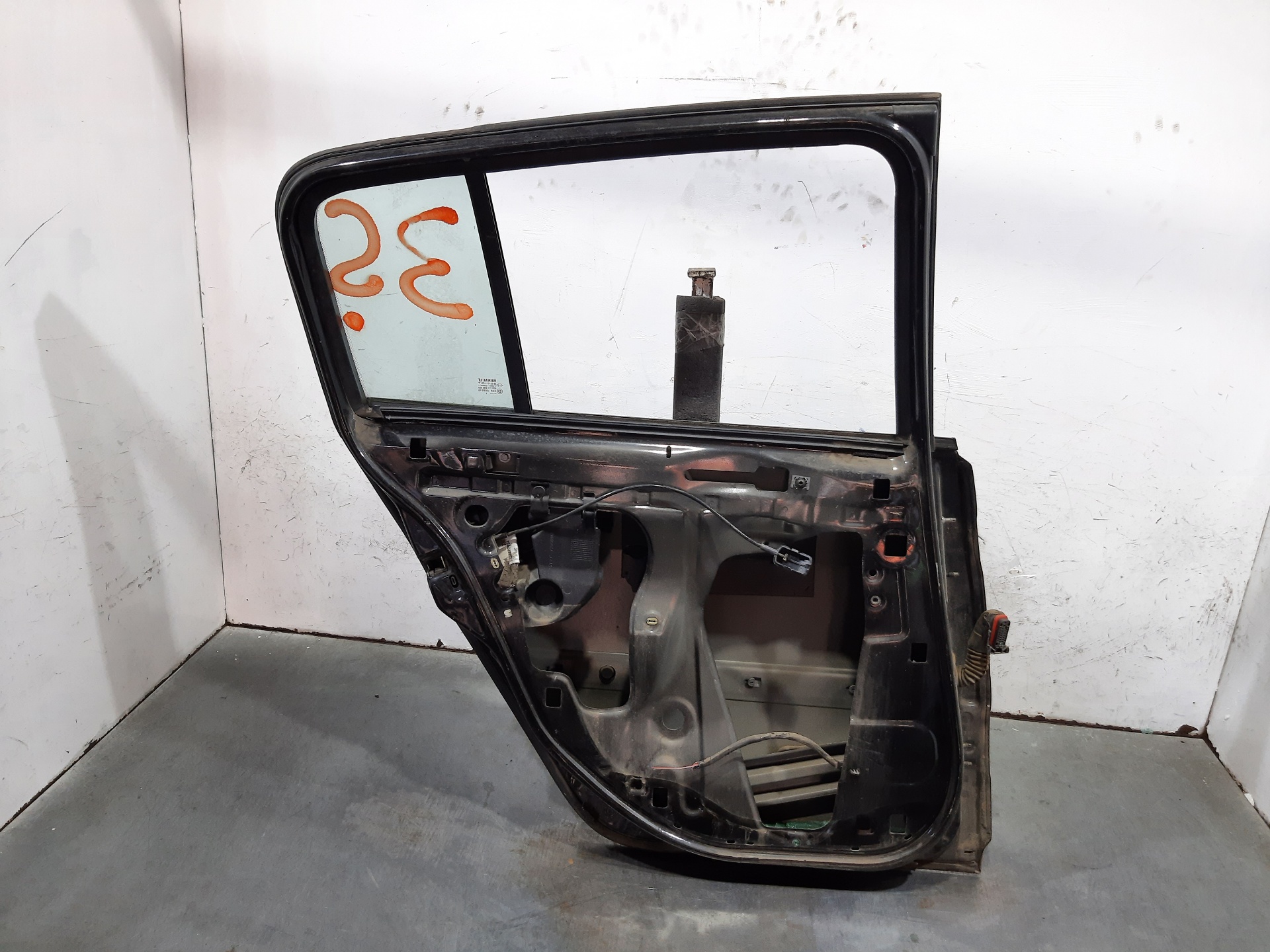 RENAULT Megane 2 generation (2002-2012) Rear Left Door 7751473732 20767458