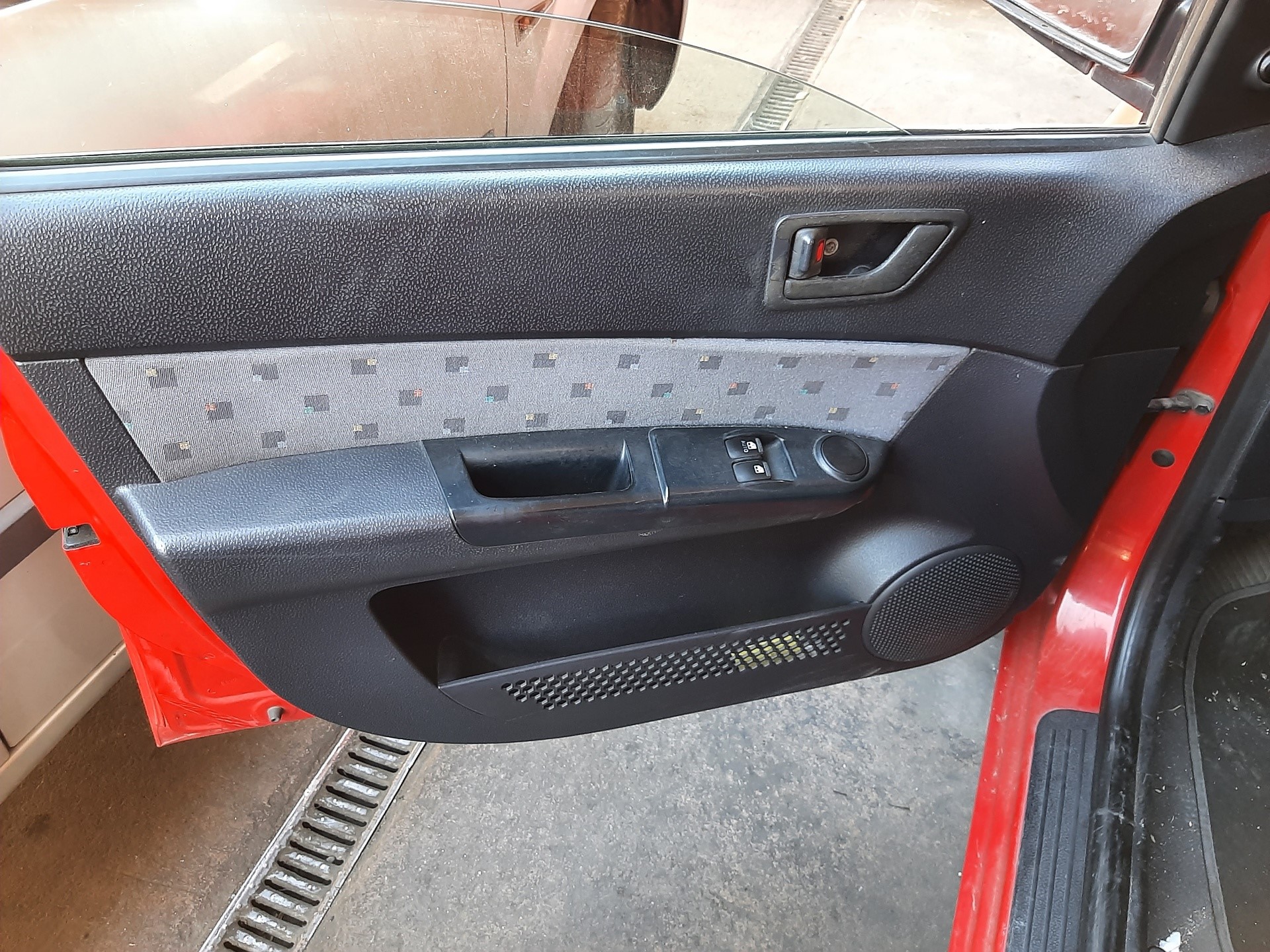 HYUNDAI Getz 1 generation (2002-2011) Priekšējā stikla tīrītāja mehānisms 981001C100 23015549