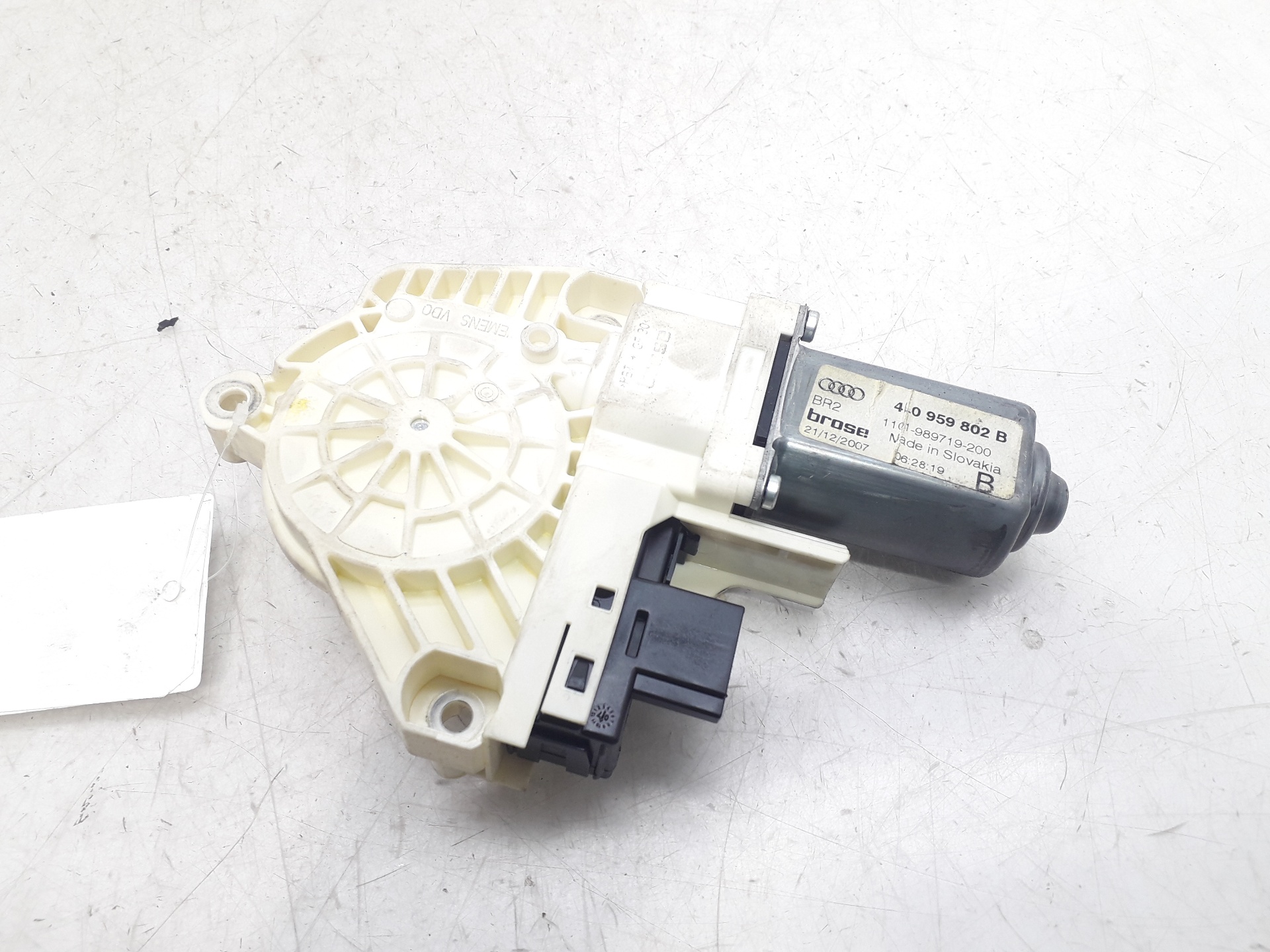 DODGE Q7 4L (2005-2015) Rear Right Door Window Control Motor 4L0959802B 20789161