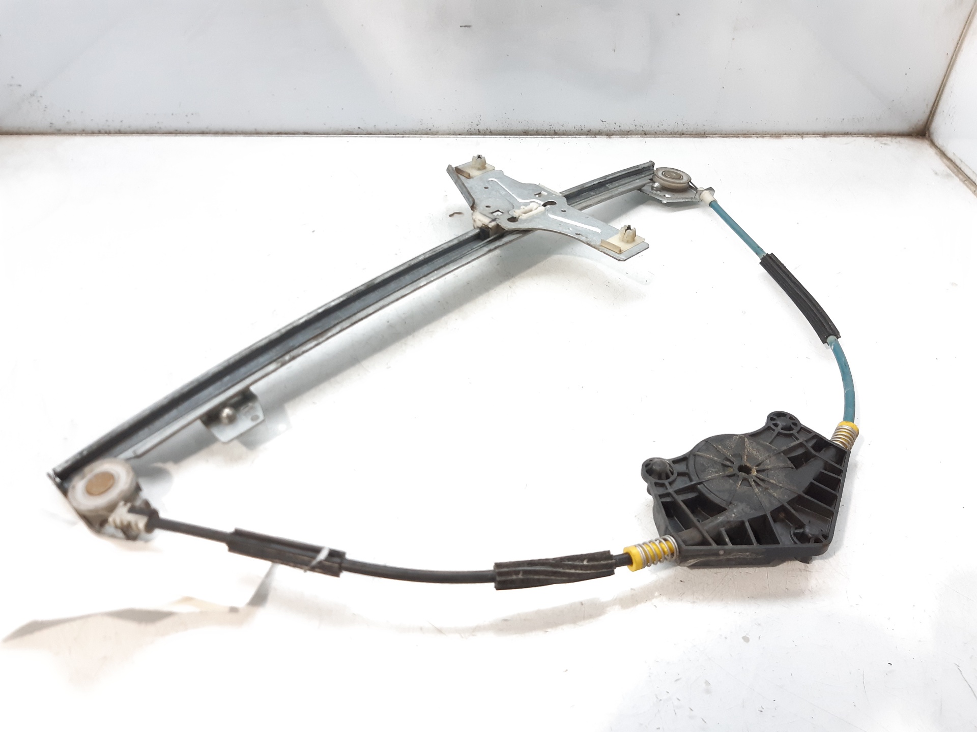 PEUGEOT 307 1 generation (2001-2008) Front Right Door Window Regulator 9222J9 22026652