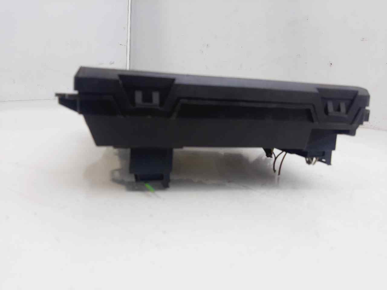 SEAT Ibiza 3 generation (2002-2008) Fuse Box 6Q1937049D 25304211