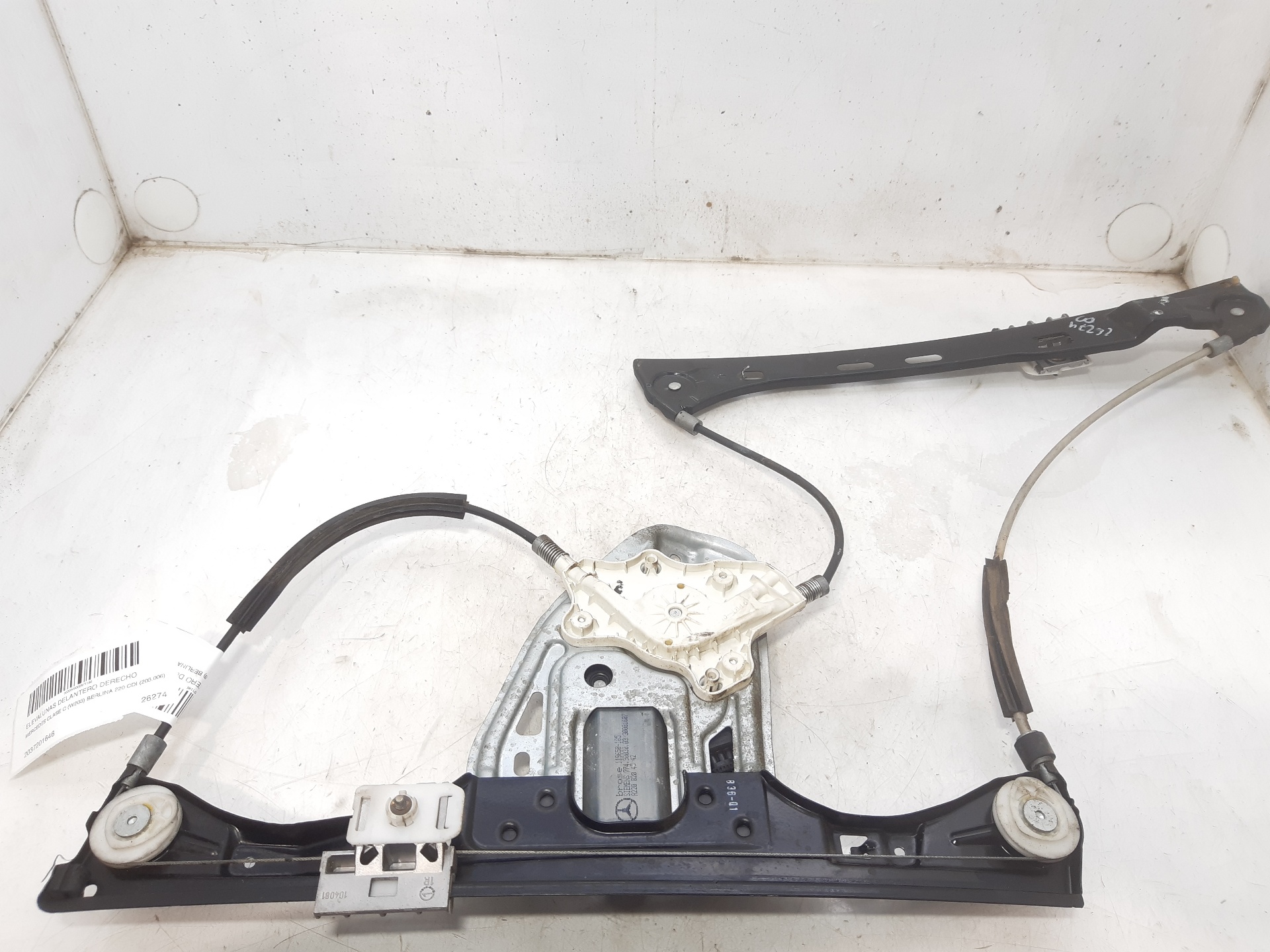 MERCEDES-BENZ C-Class W203/S203/CL203 (2000-2008) Front Right Door Window Regulator 2037201646 18769016