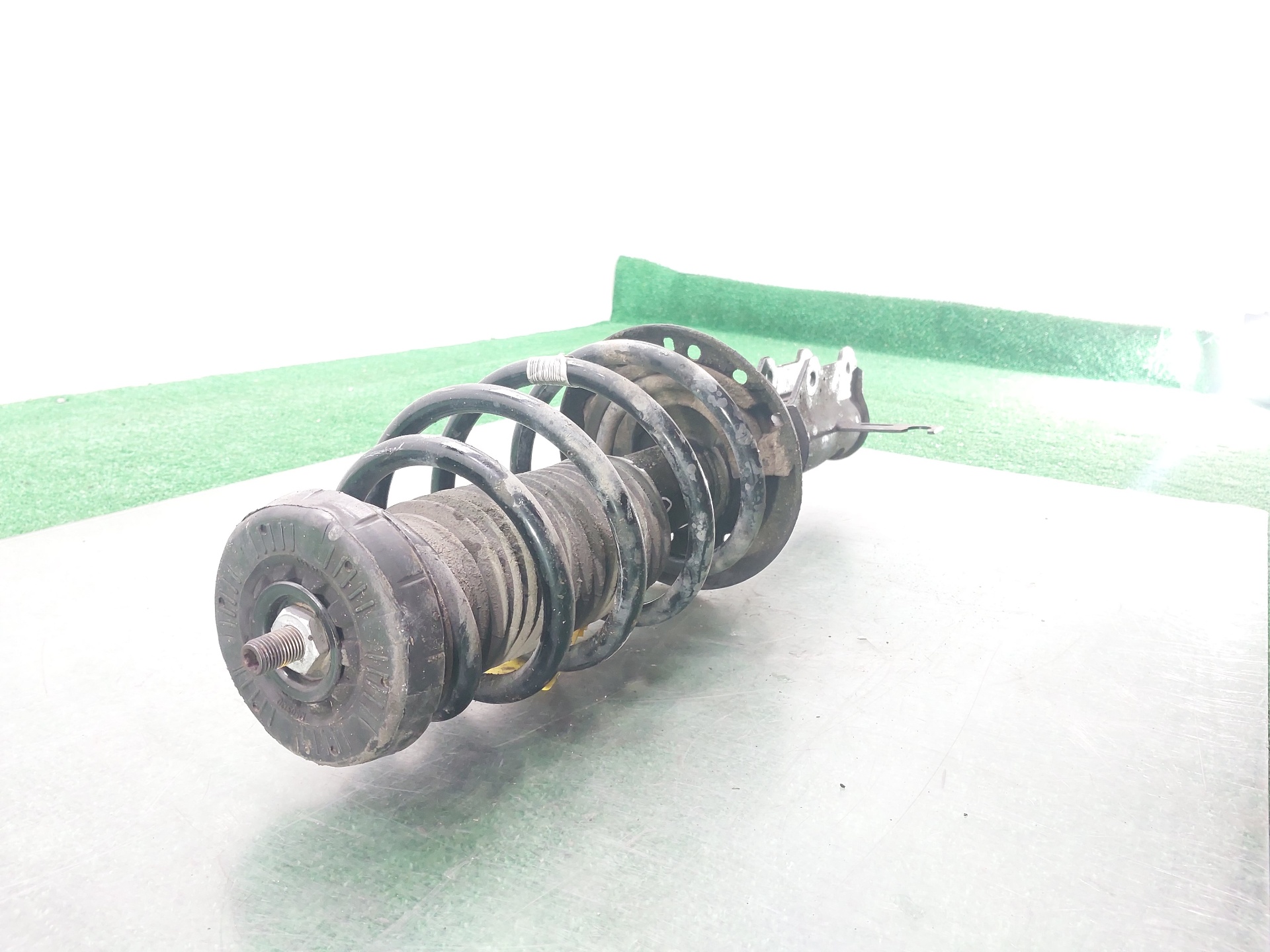 OPEL Astra J (2009-2020) Front Right Shock Absorber 13474020 24973362