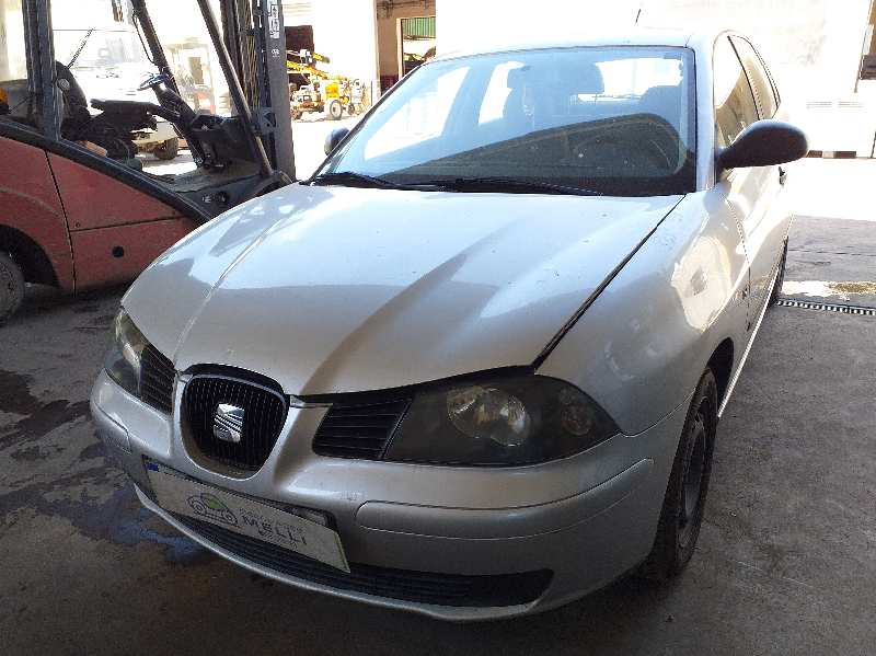 SEAT Cordoba 2 generation (1999-2009) Högspännings tändspole 036905100B 20194944