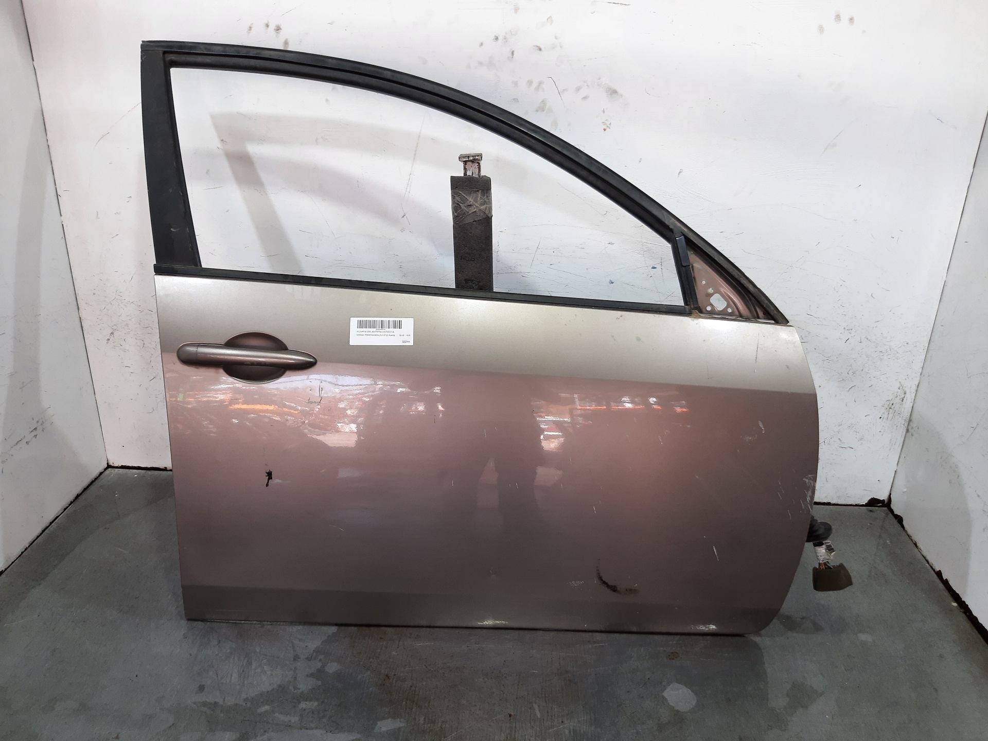 NISSAN Primera P12 (2001-2008) Priekšējās labās durvis 80100BA030 20946688