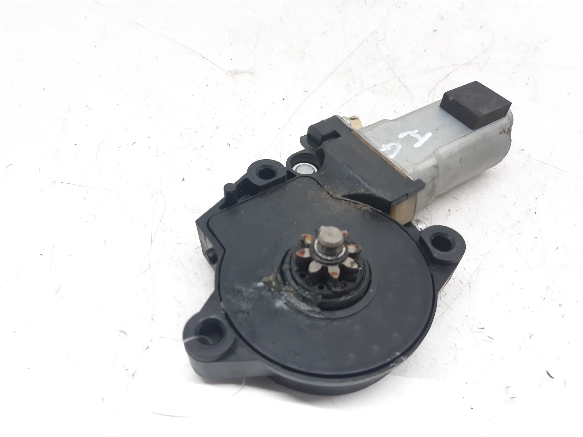 KIA Sportage 2 generation (2004-2010) Front Left Door Window Regulator Motor 988101F100 24030504