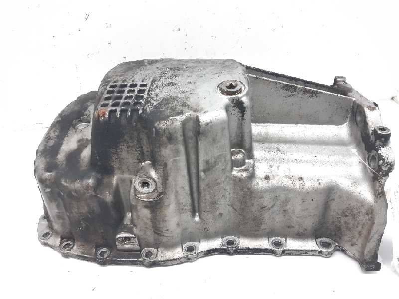 RENAULT Scenic 2 generation (2003-2010) Crankcase 8200273261 18486936