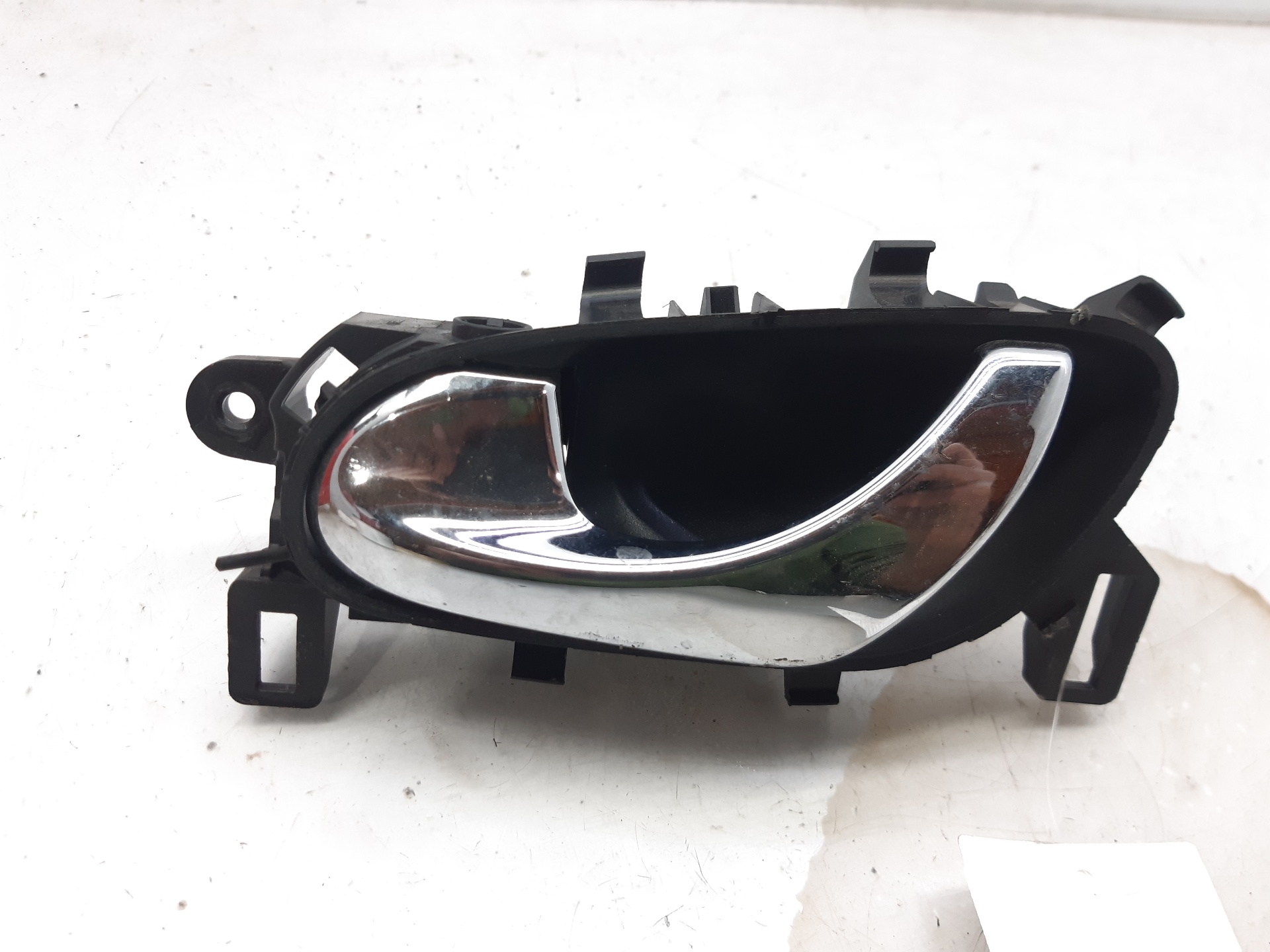 NISSAN Qashqai 2 generation (2013-2023) Кронштейн ручки передней левой двери 806714EA1A 18678052