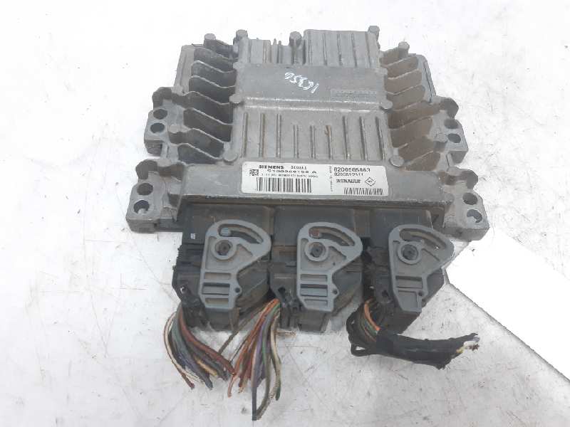 RENAULT Megane 2 generation (2002-2012) Engine Control Unit ECU 8200565863 20190643