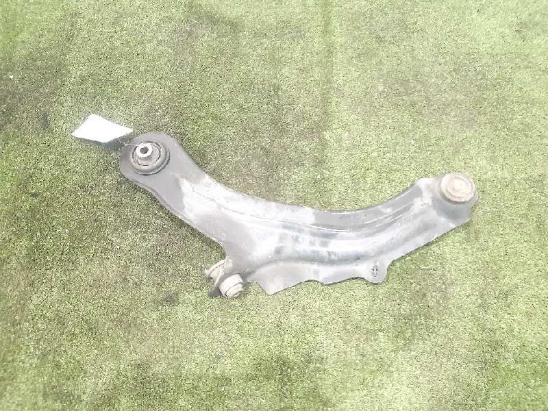 LANCIA Megane 2 generation (2002-2012) Front Right Arm 8200255761 24883369