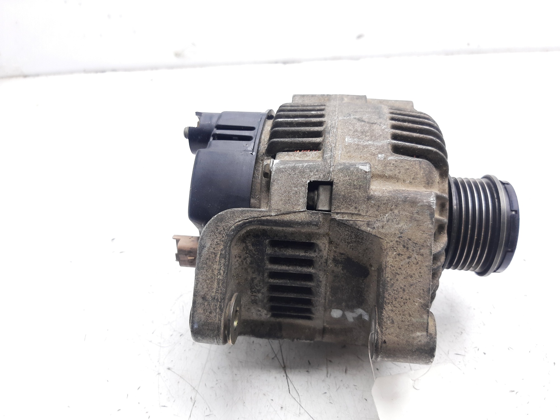 RENAULT Megane 1 generation (1995-2003) Alternator 7700431943 24877656