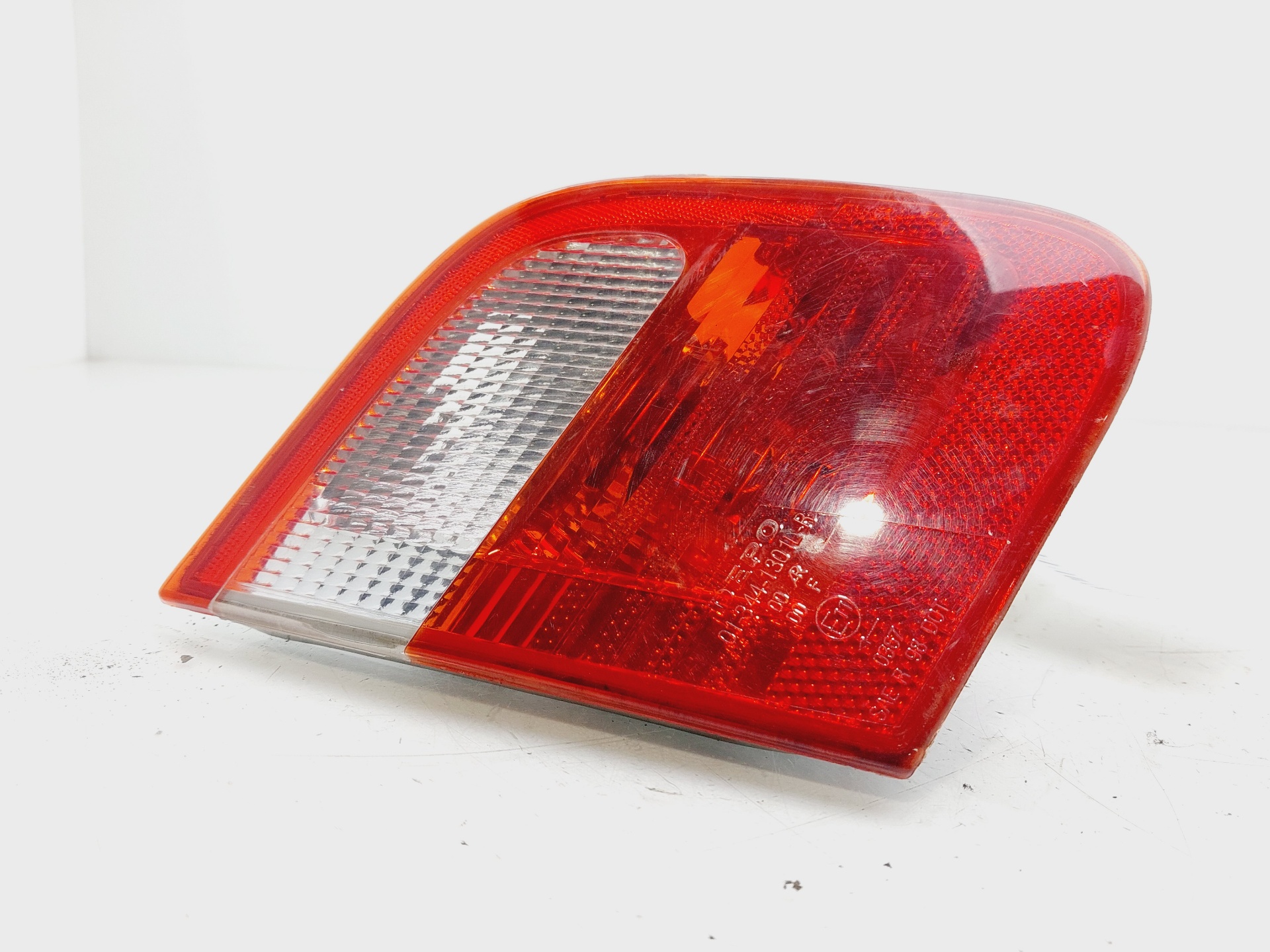 VAUXHALL 3 Series E46 (1997-2006) Rear Left Taillight 63218364923 25425136