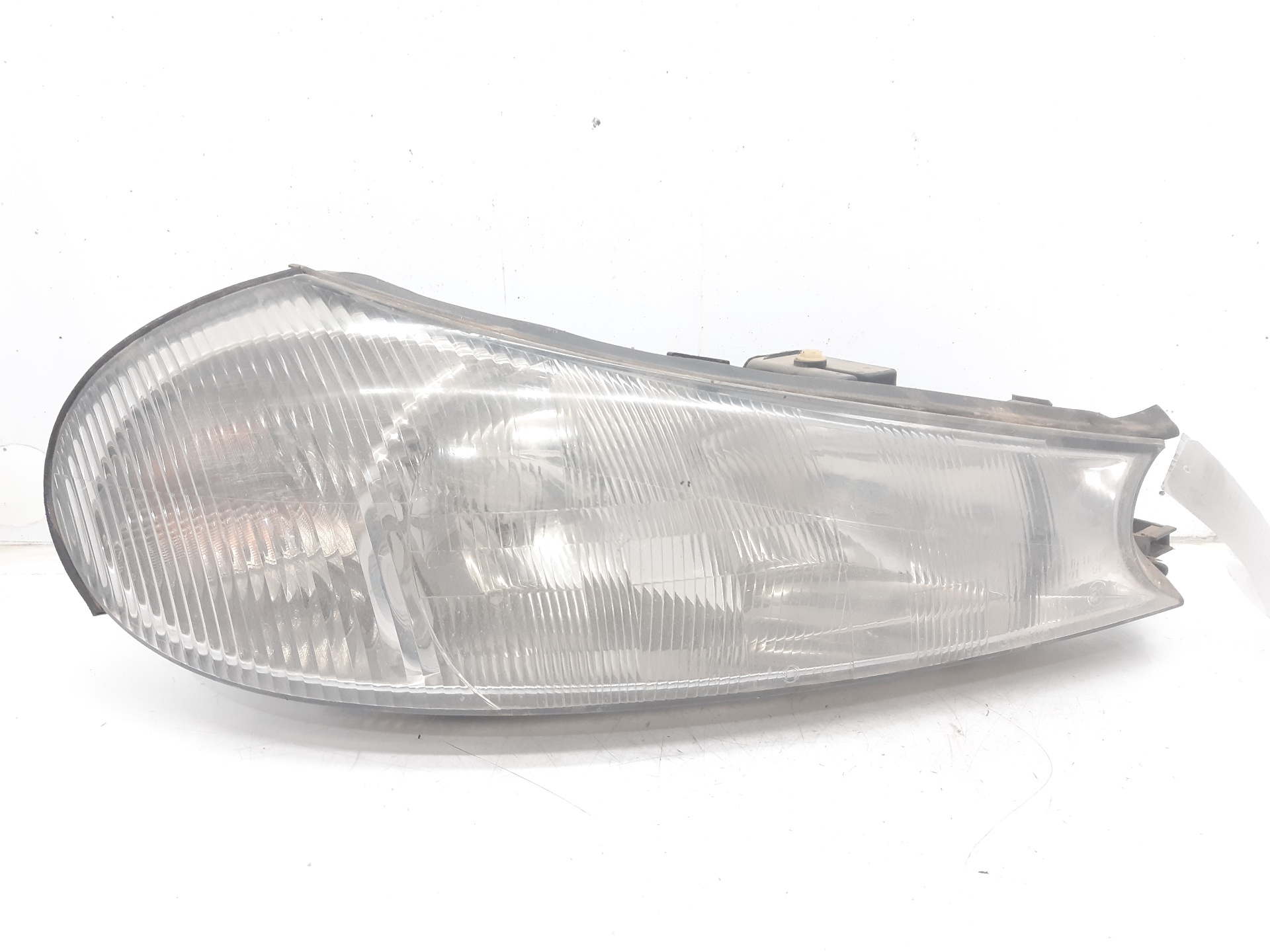 FORD Mondeo 2 generation (1996-2000) Front Right Headlight 1305235441 18665367