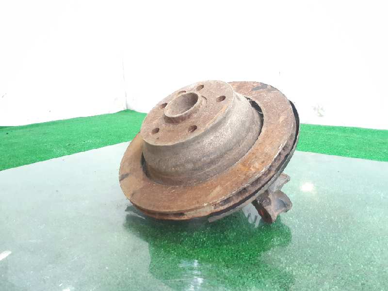 VOLKSWAGEN Touareg 1 generation (2002-2010) Rear Right Wheel Hub 7L0505436B 18463794