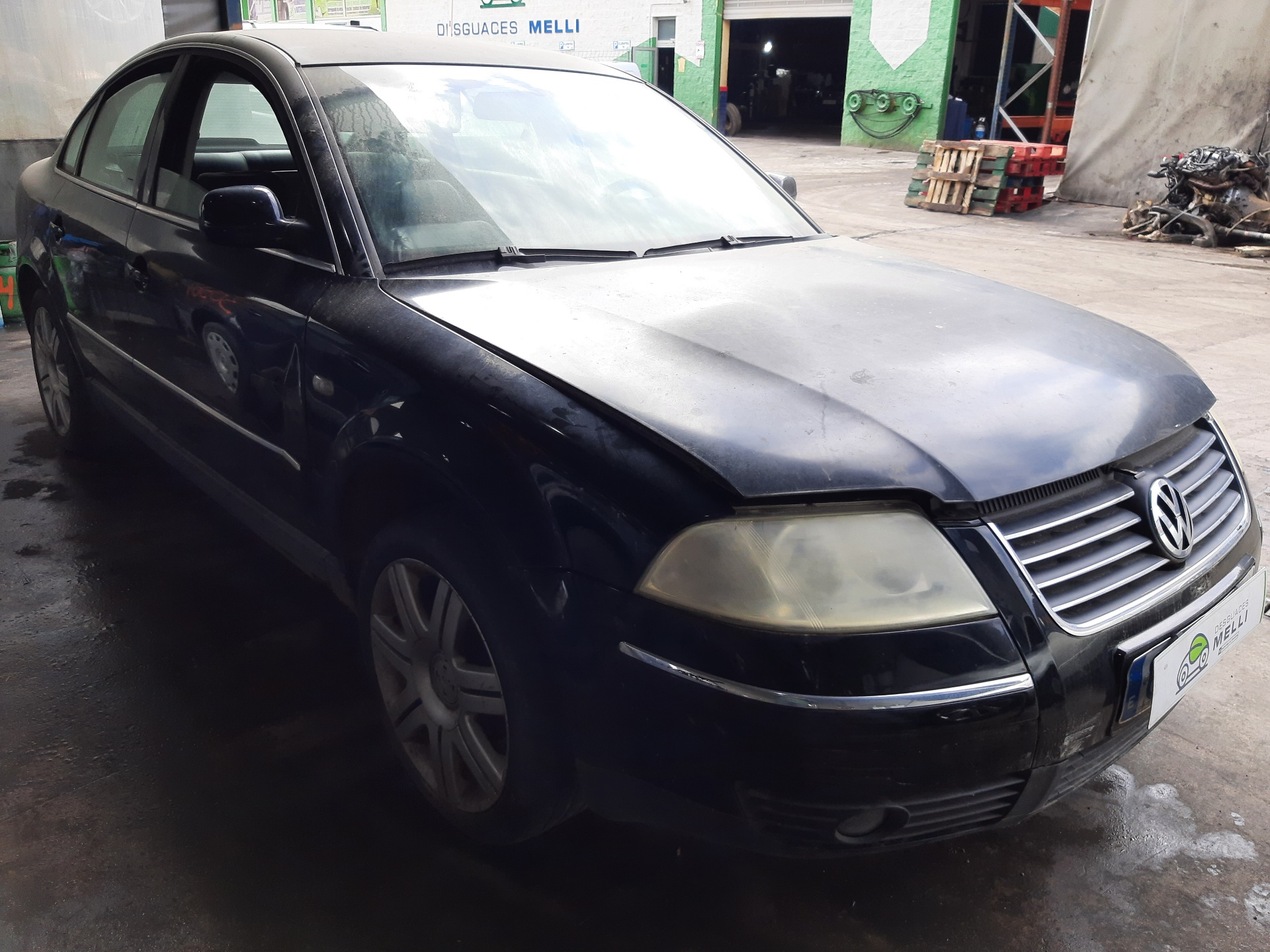 VOLKSWAGEN Passat B5 (1996-2005) Citas virsbūves detaļas 3B5827550F 24119648