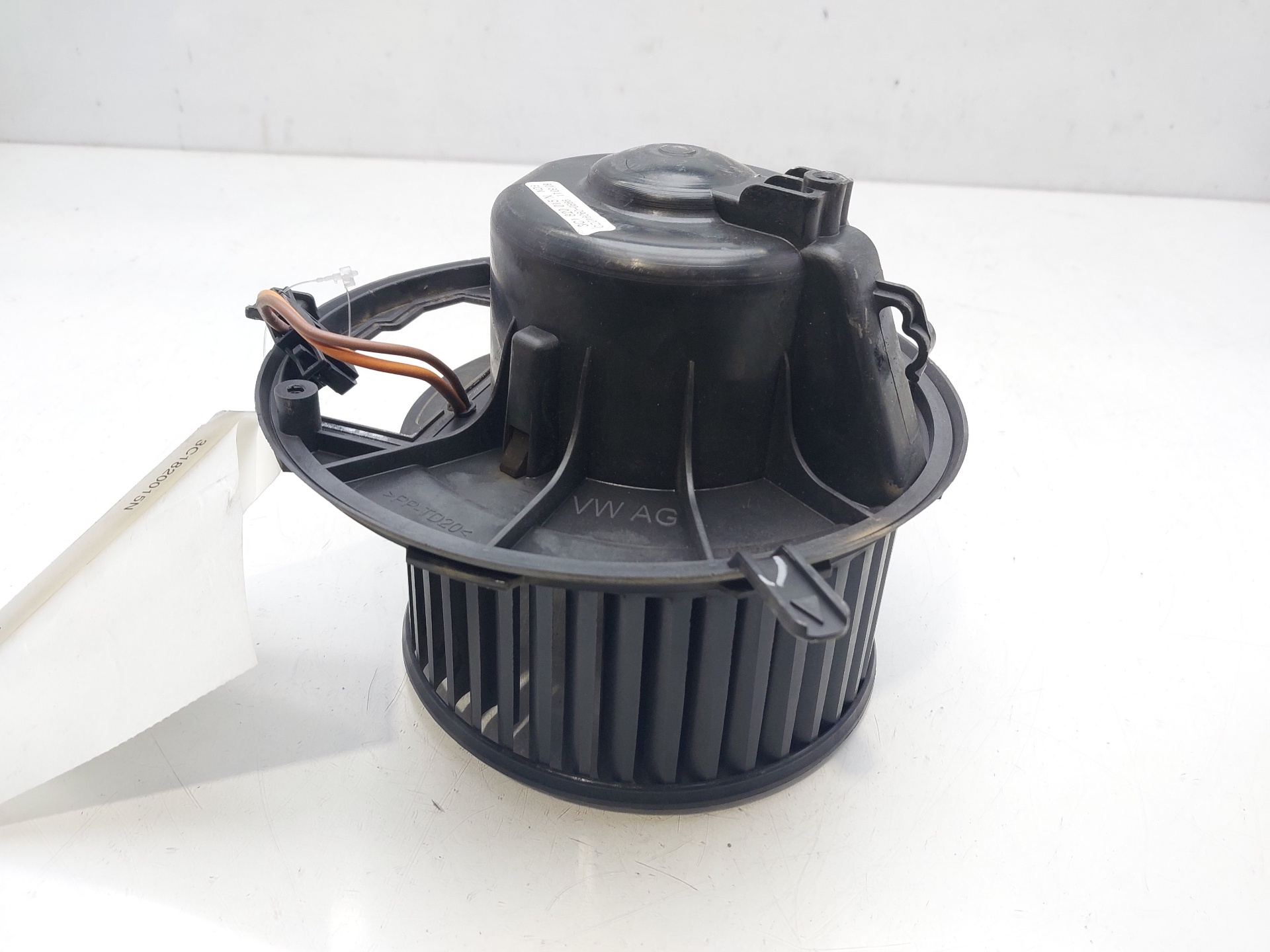 VOLKSWAGEN Passat CC 1 generation (2008-2017) Heater Blower Fan 3C1820015N 20617854