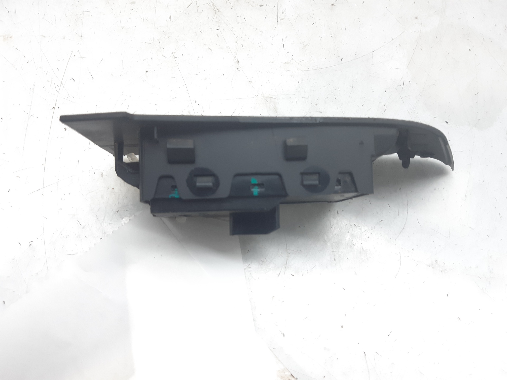 OPEL Astra J (2009-2020) Кнопка стеклоподъемника передней левой двери 13305978 22435241