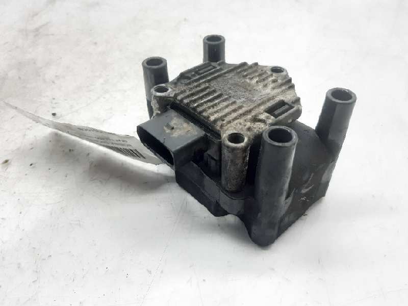 SEAT Toledo 2 generation (1999-2006) High Voltage Ignition Coil 032905106B 22020440