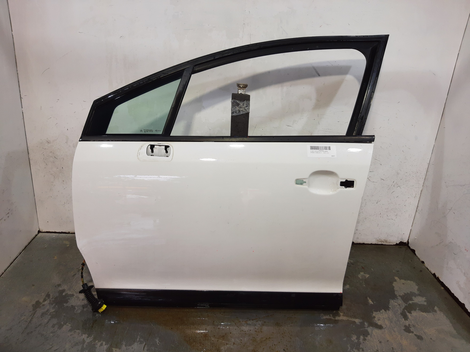 CITROËN C4 1 generation (2004-2011) Front Left Door 9002W0 21700082