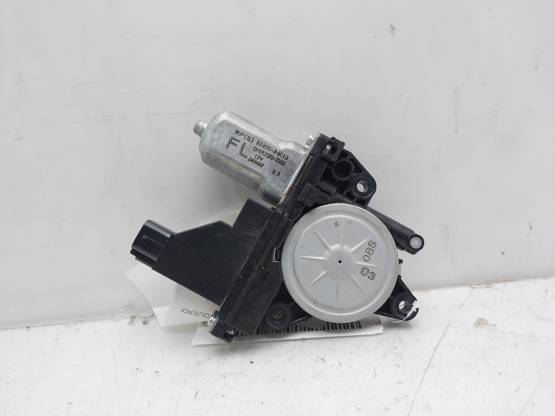 KIA Carens 3 generation (RP) (2013-2019) Front Left Door Window Regulator Motor 82450A4010 24141972