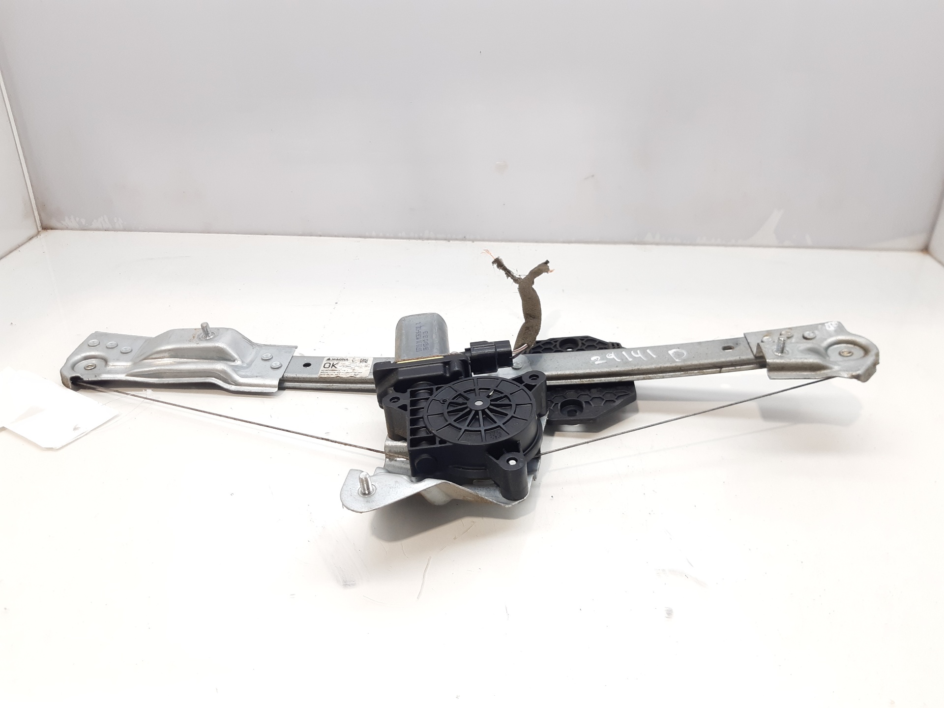 DACIA Sandero 1 generation (2008-2012) Front Right Door Window Regulator 807209299R 24930165