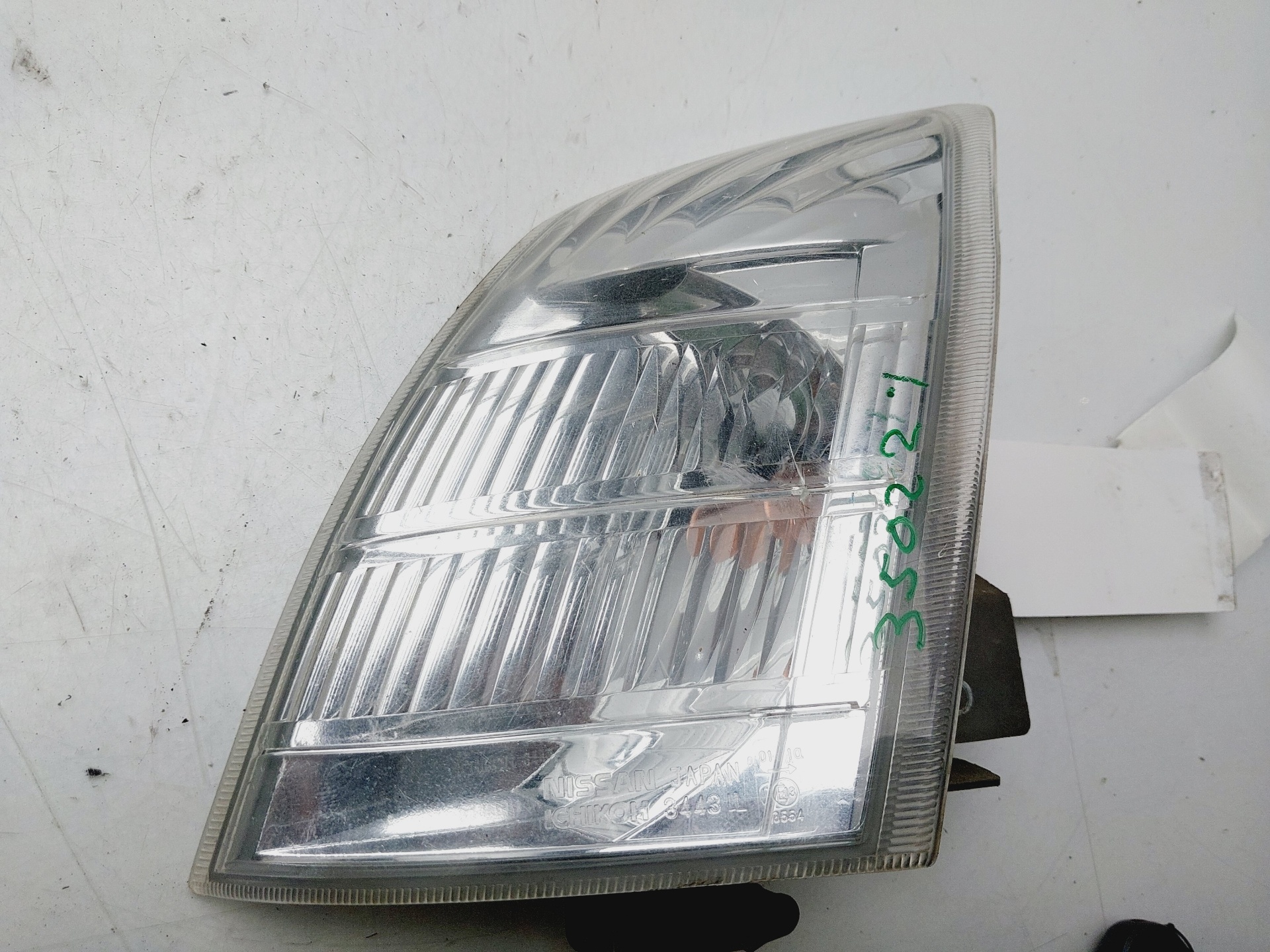 NISSAN X-Trail T30 (2001-2007) Передний левый указатель поворота 261358H70A 25687068