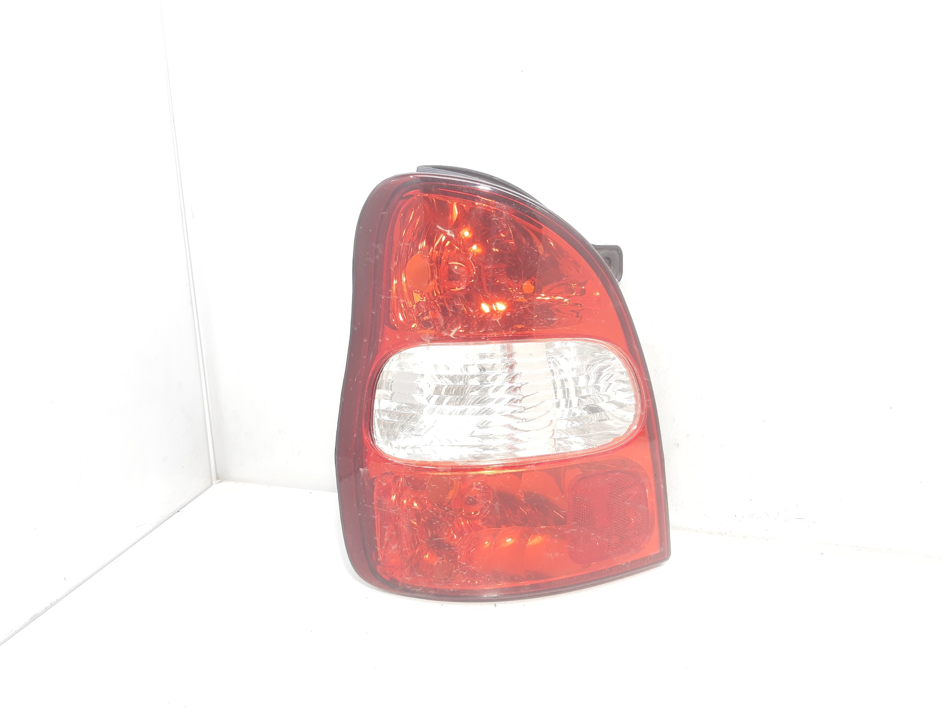 KIA Carnival UP/GQ (1999-2006) Rear Left Taillight K55A51160A 24930200