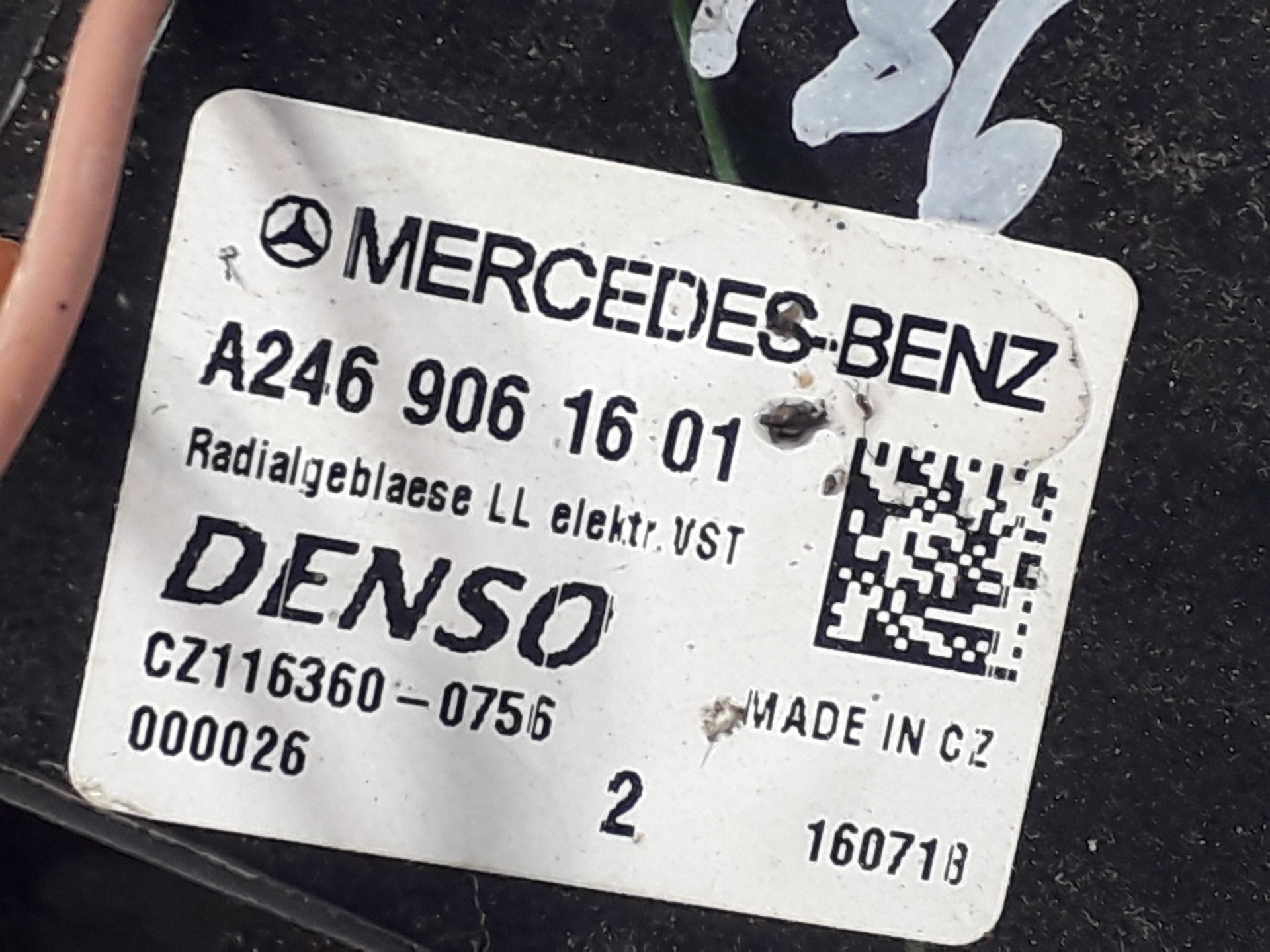 MERCEDES-BENZ GLA-Class X156 (2013-2020) Нагревательный вентиляторный моторчик салона A2469061601 20658915