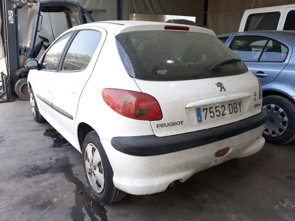 PEUGEOT 206 1 generation (1998-2009) Fram vänster strålkastare 89000521 27134677