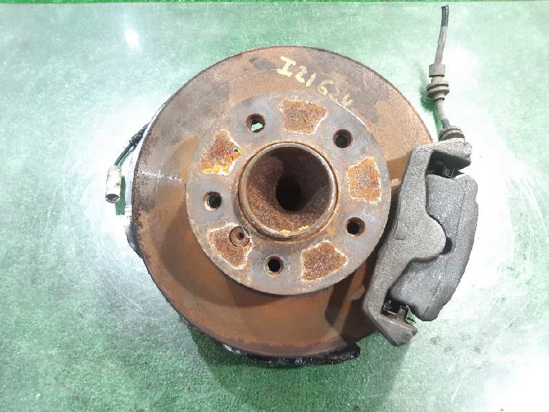 BMW 1 Series E81/E82/E87/E88 (2004-2013) Front Left Wheel Hub 31216764443 18581036