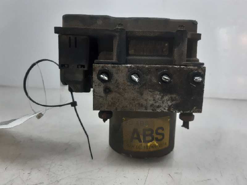 HYUNDAI i30 FD (1 generation) (2007-2012) ABS Pump 589202L300 18555278