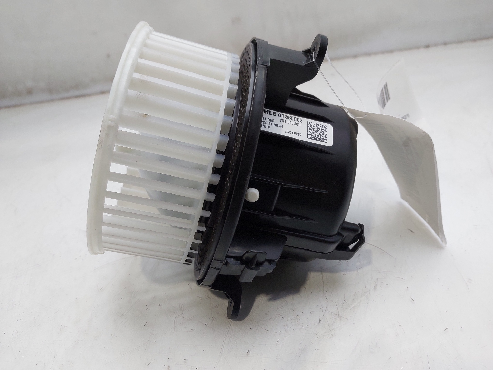 SEAT Arona 1 generation (2017-2024) Heater Blower Fan 2Q1820021 22458570