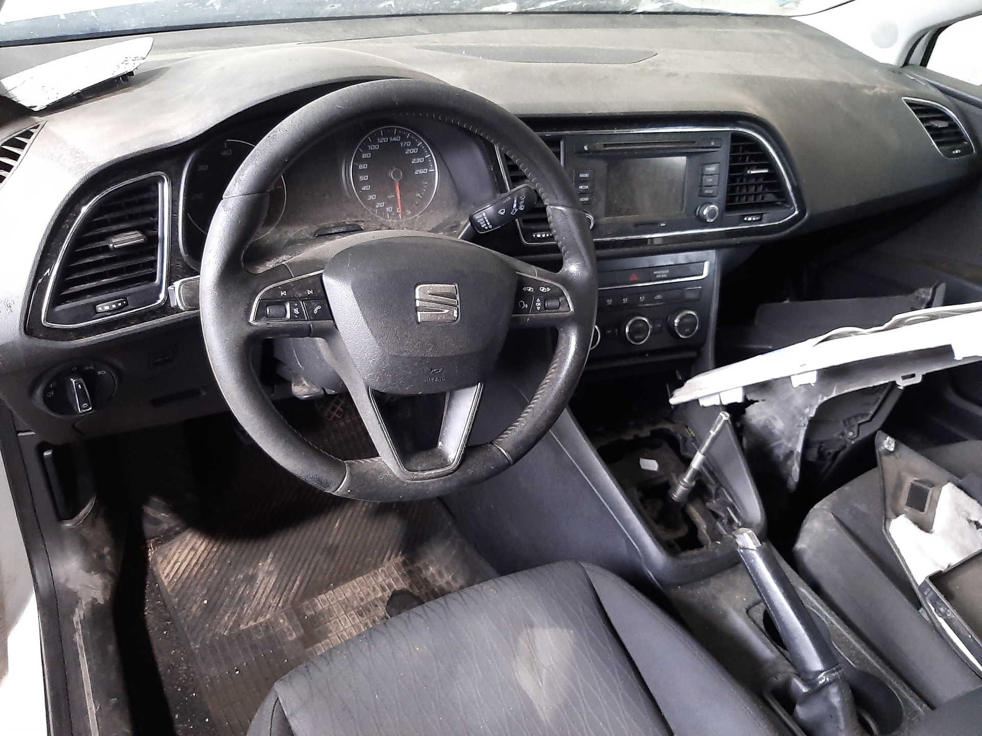 SEAT Leon 3 generation (2012-2020) Наружная ручка передней правой двери 5G0837206N 22468208