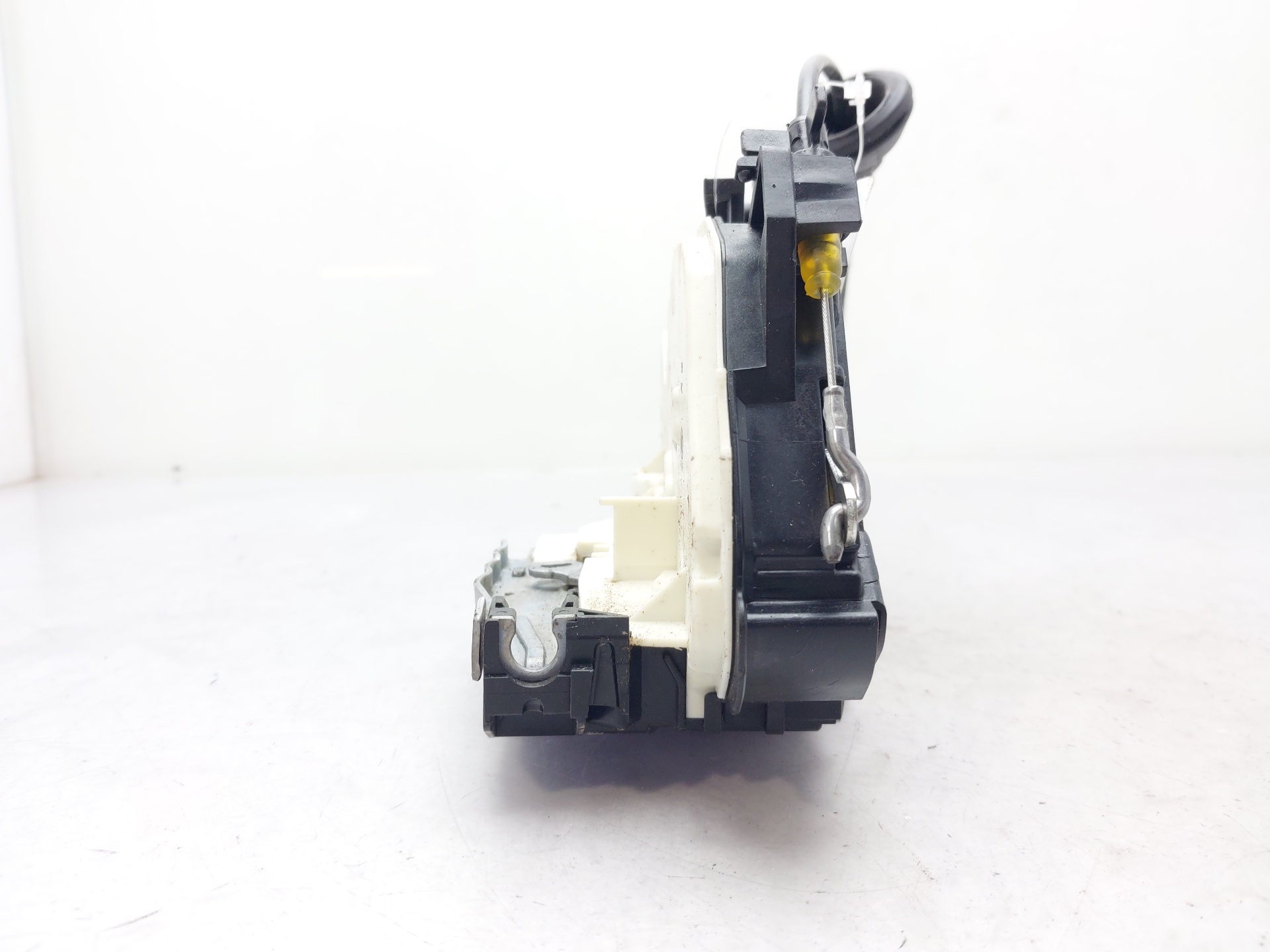 SEAT Leon 3 generation (2012-2020) Front Right Door Lock 5K1837016J 23031707