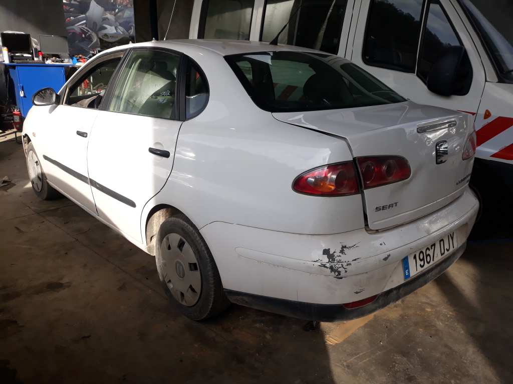 SEAT Cordoba 2 generation (1999-2009) Priekšējo labo durvju logu pacēlājs 6L4837462 18464759