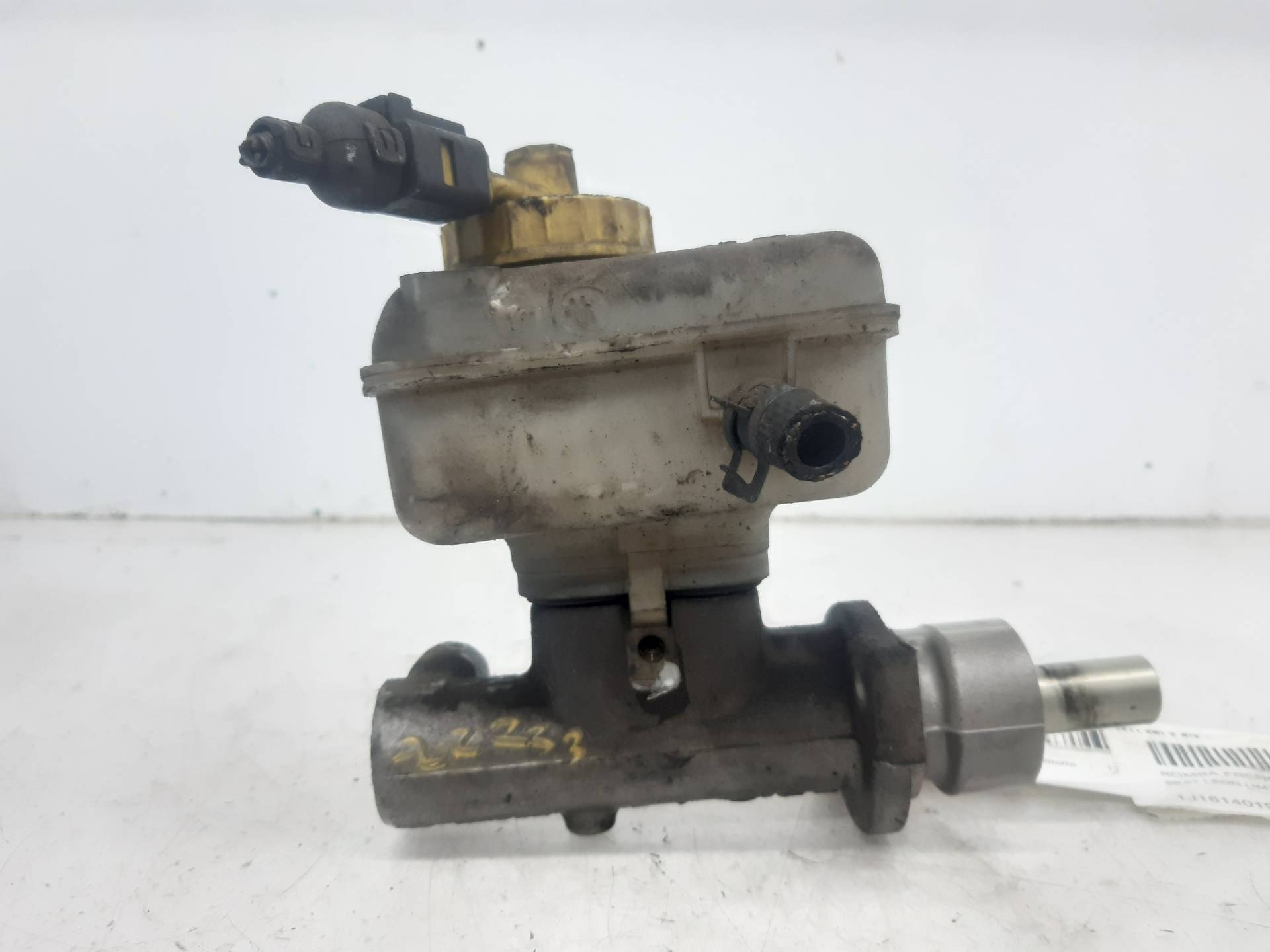 SEAT Leon 1 generation (1999-2005) Brake Cylinder 1J1614019 18641575