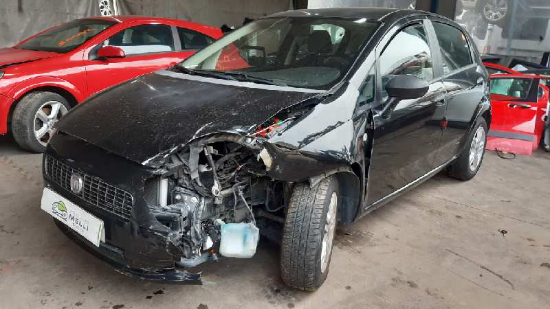 FIAT Grande Punto 1 generation (2006-2008) Другие внутренние детали 1520400000 18691763