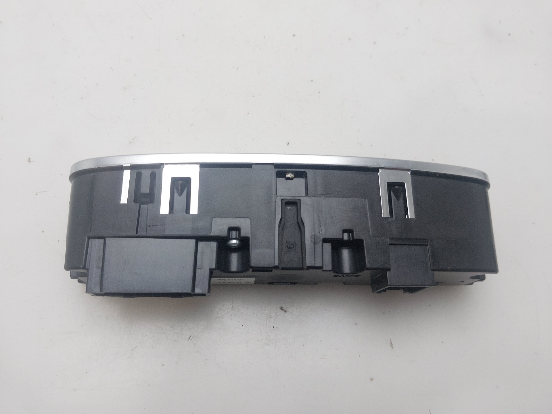 AUDI A4 B9/8W (2015-2024) Kytkimet 8W0919158 25578112