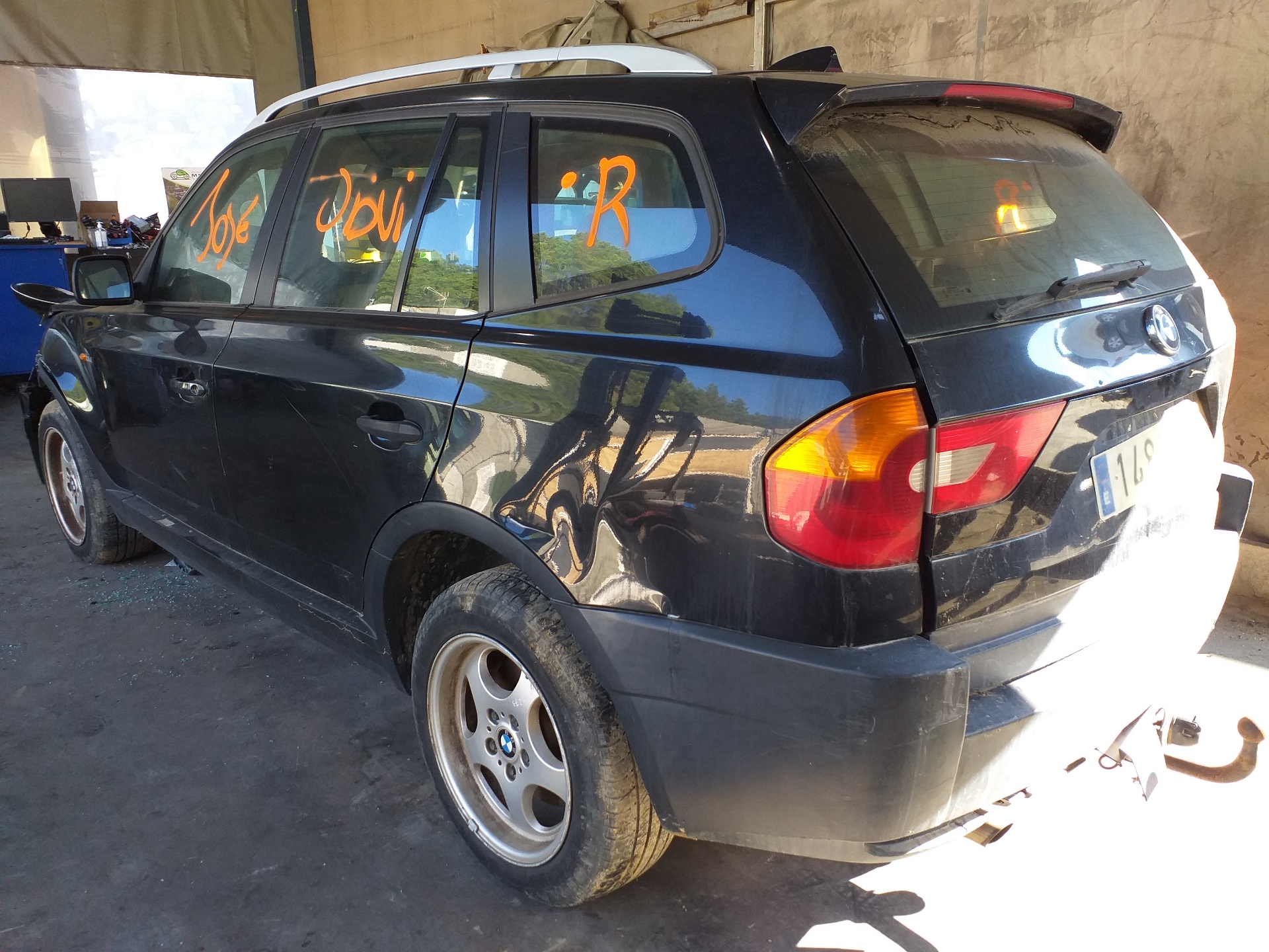 BMW X3 E83 (2003-2010) Зеркало передней правой двери 51163448132 18735396