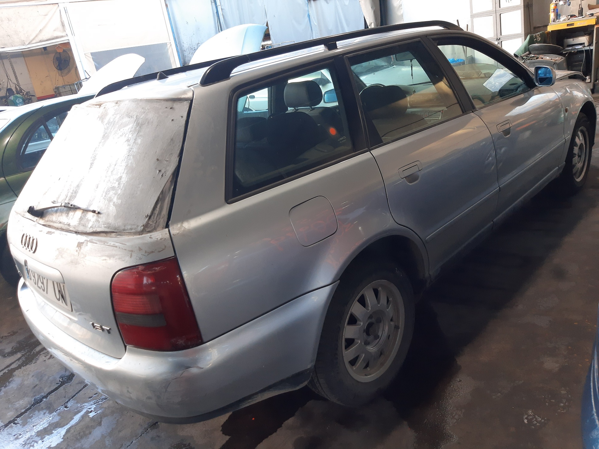 AUDI A4 B5/8D (1994-2001) Indítómotor 058911023B 22476252