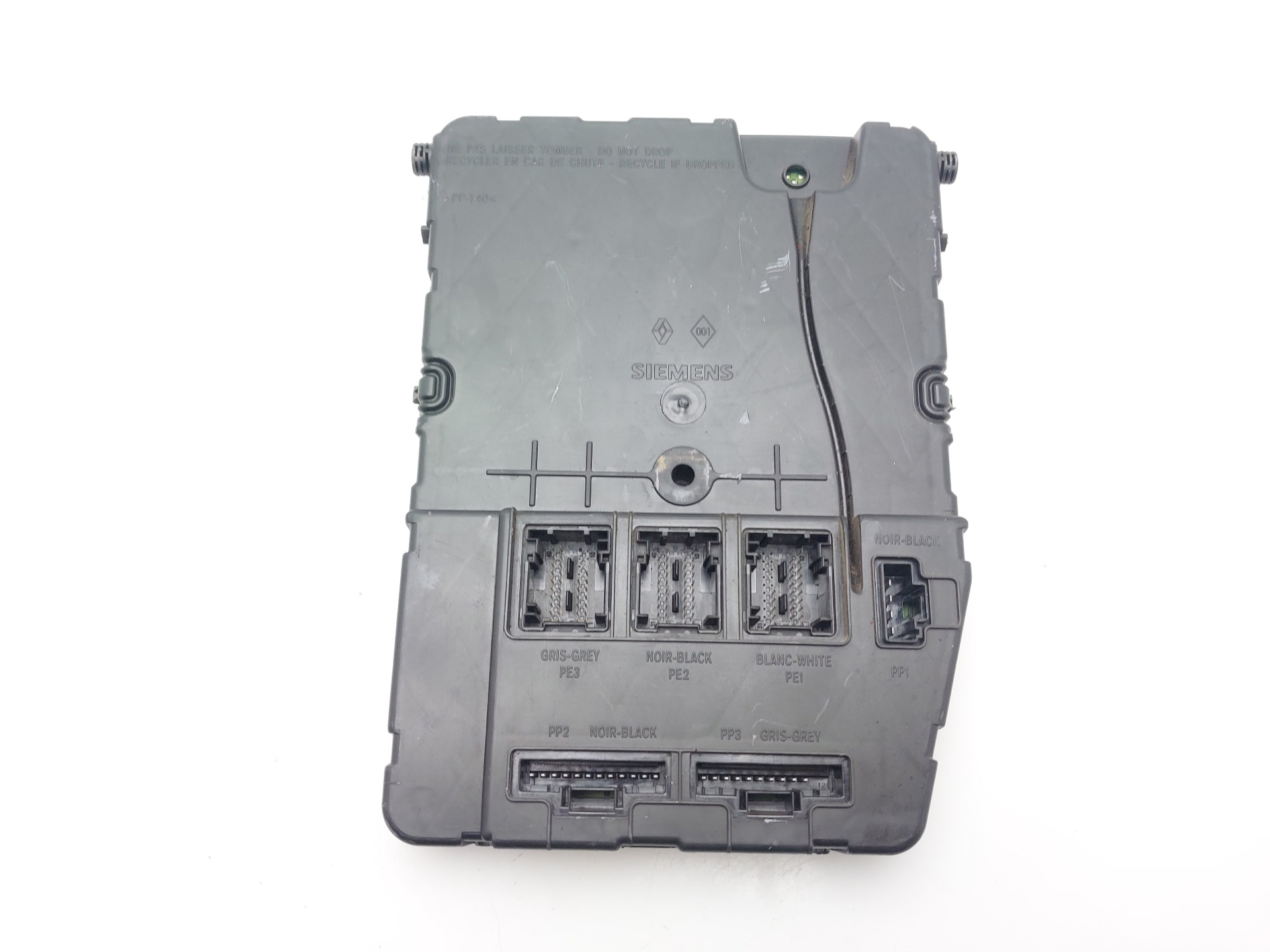 RENAULT Scenic 2 generation (2003-2010) Fuse Box 8200780028 23080230