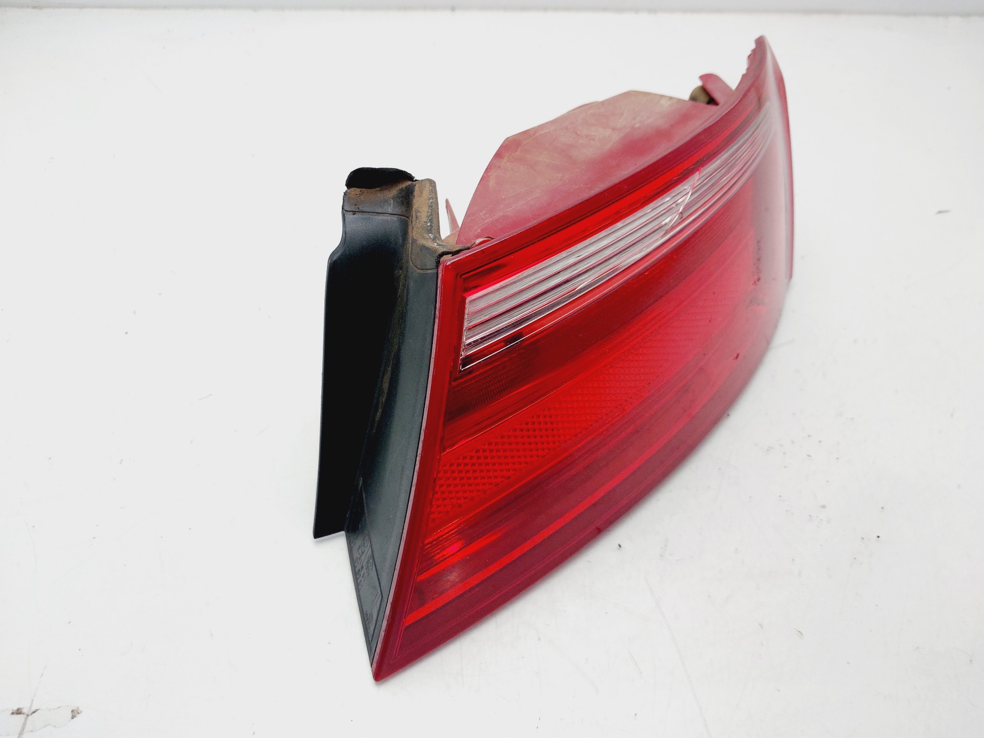 AUDI A5 8T (2007-2016) Rear Right Taillight Lamp 8T0945096 25631343