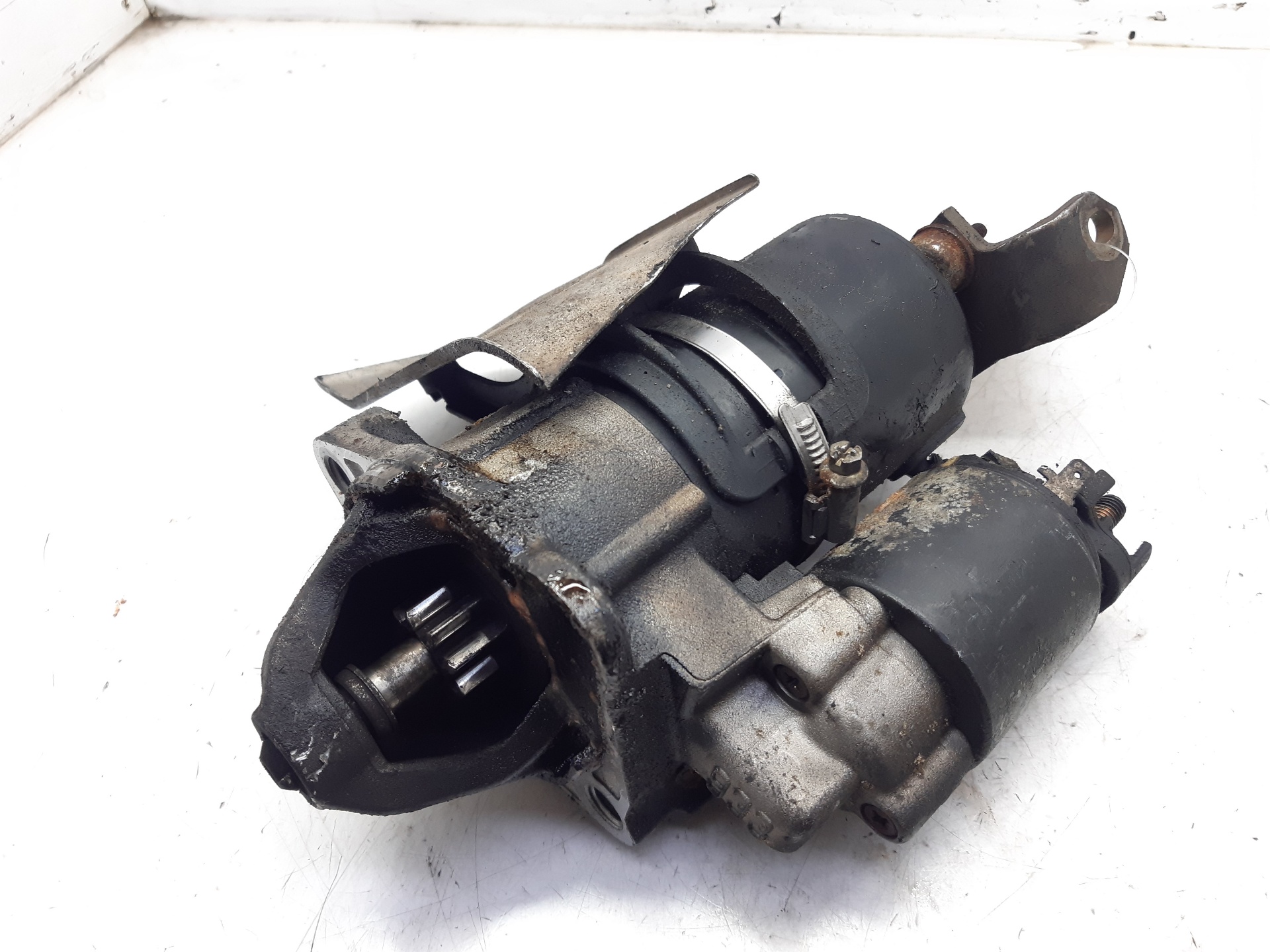 VOLKSWAGEN Passat B5 (1996-2005) Starter Motor 053911023A 18750775