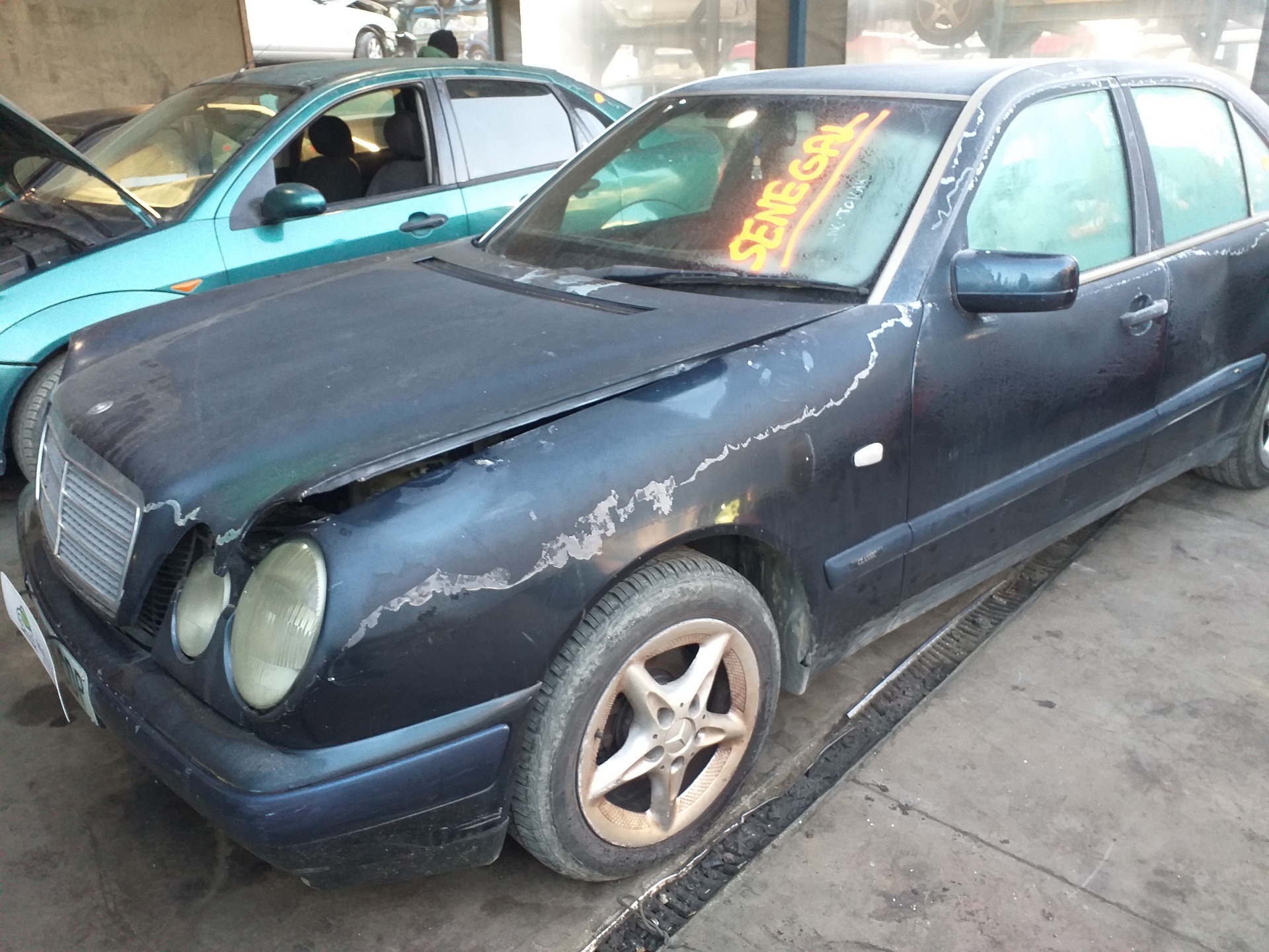 MERCEDES-BENZ E-Class W210 (1995-2002) Radiatora reste 2108880023 22029819