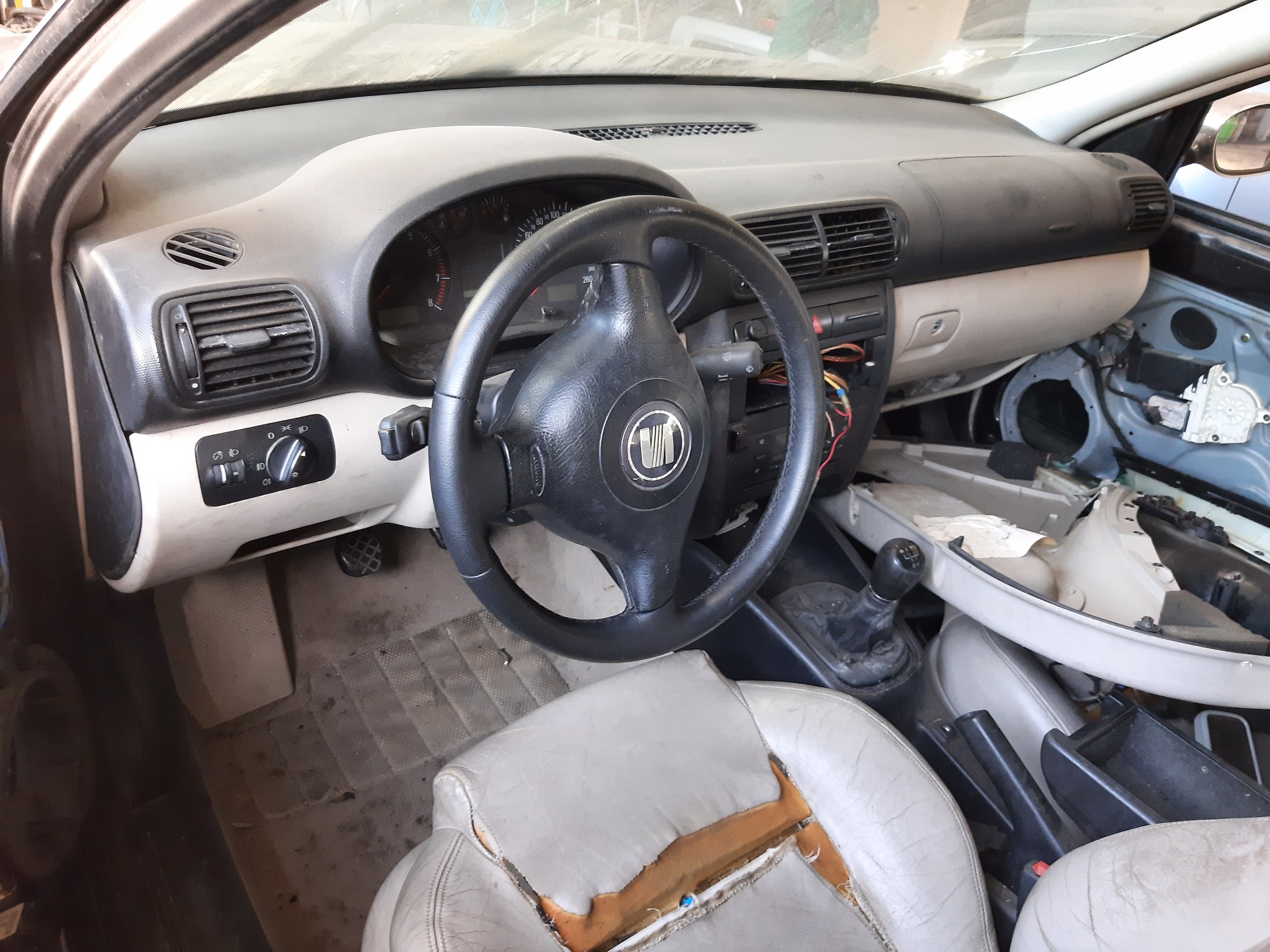 SEAT Toledo 2 generation (1999-2006) Голова двигателя 071103373 22029792