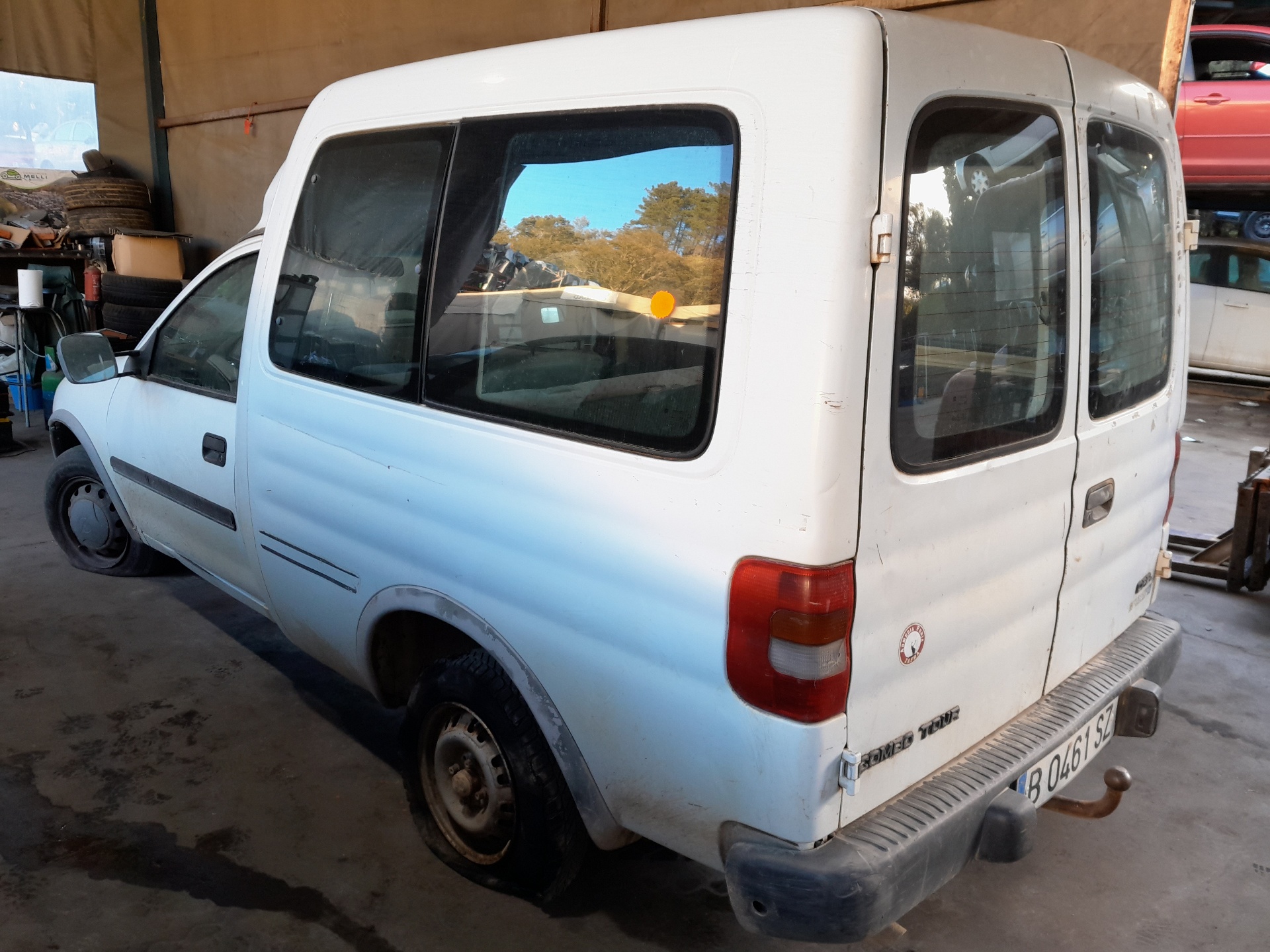 PEUGEOT Combo B (1993-2001) Крыло переднее правое 90387049 23015096