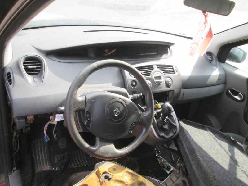 RENAULT Scenic 2 generation (2003-2010) Полуось передняя правая 8200436366 20167309