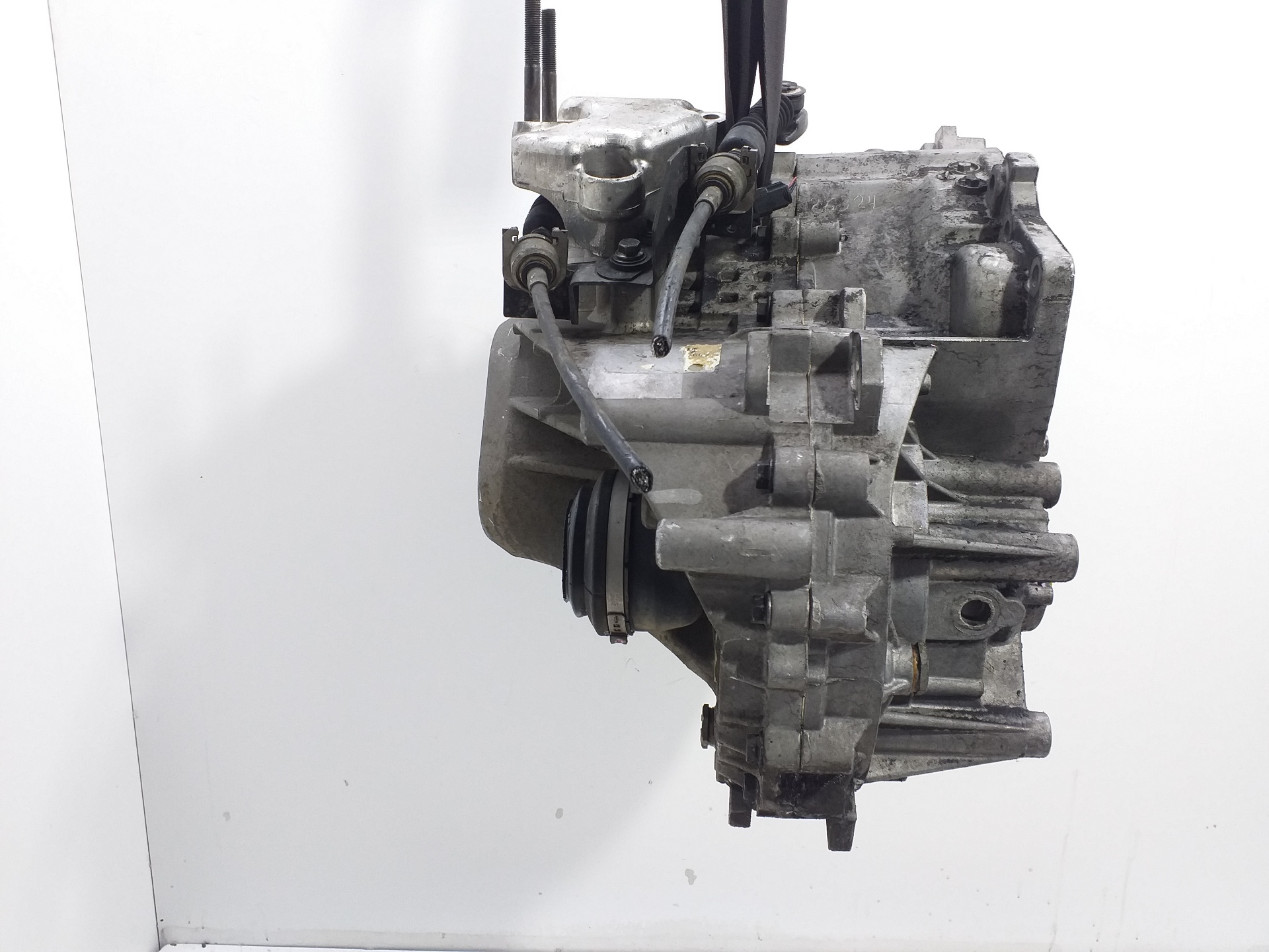 VOLVO V40 1 generation (1996-2004) Gearbox 1023625 22431427