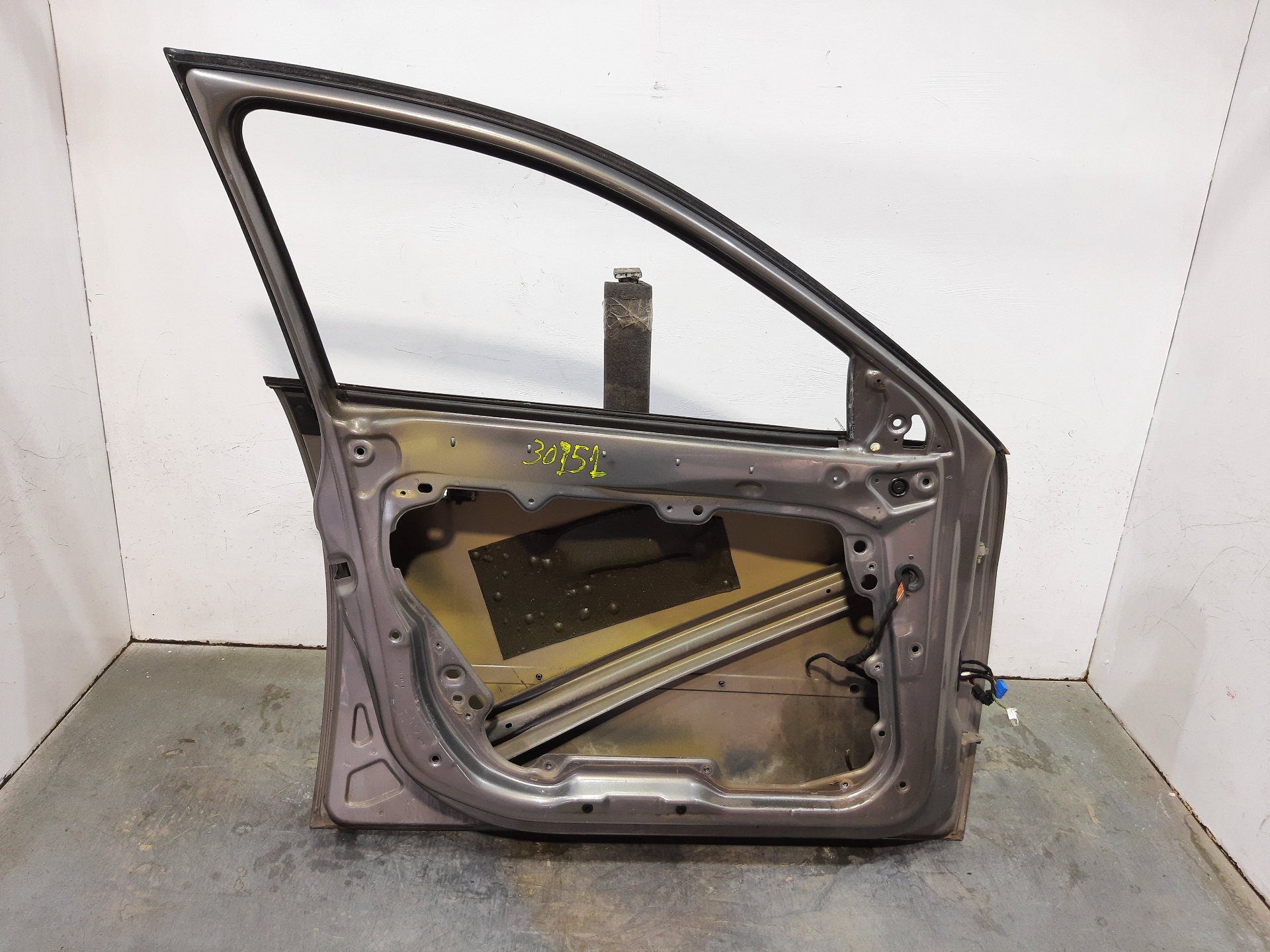 SEAT Cordoba 2 generation (1999-2009) Front Left Door 6L4831055S 20712252